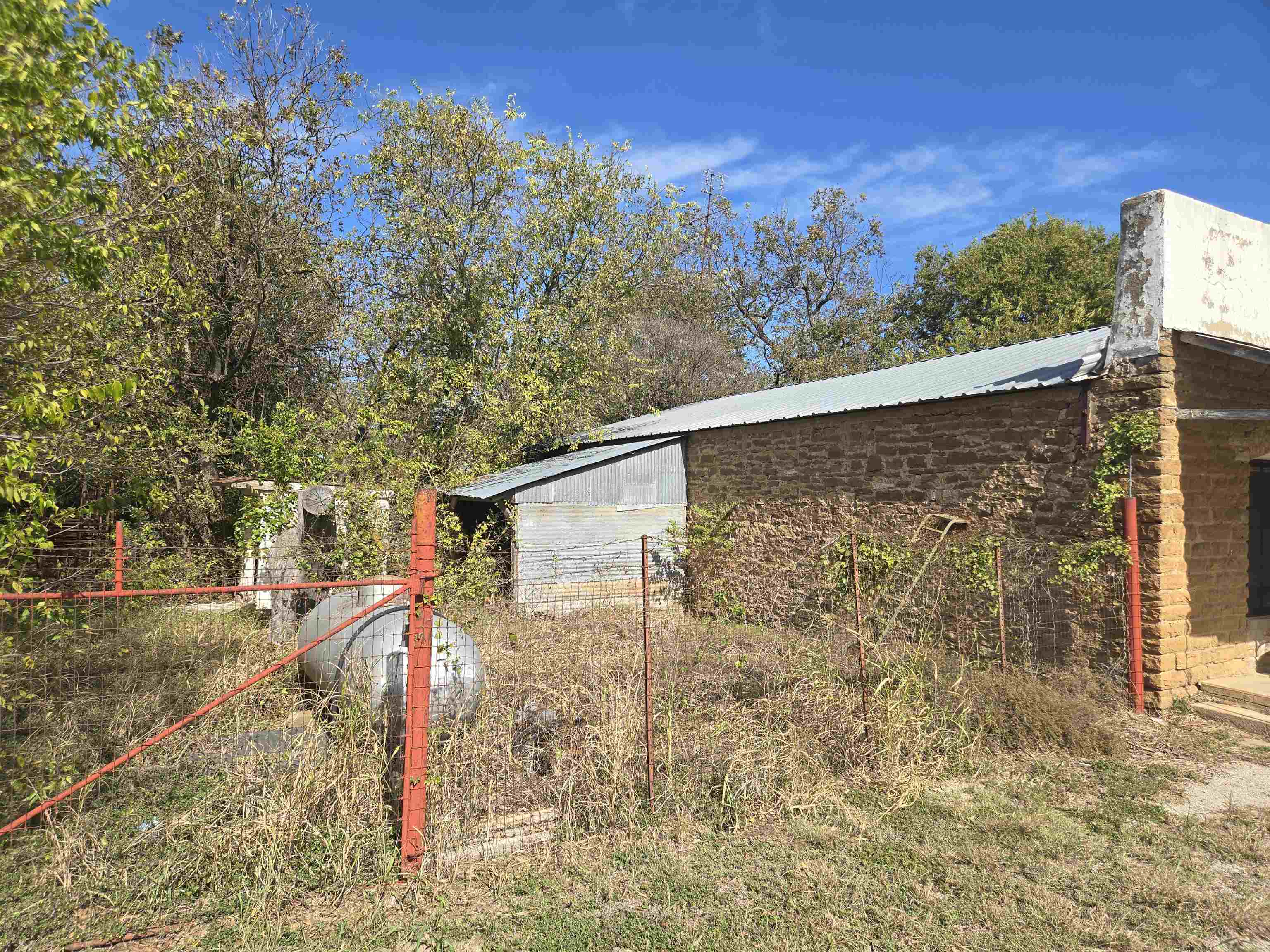 117 W Cherokee Street