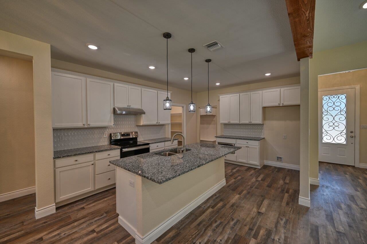 101 Eagle Point Drive