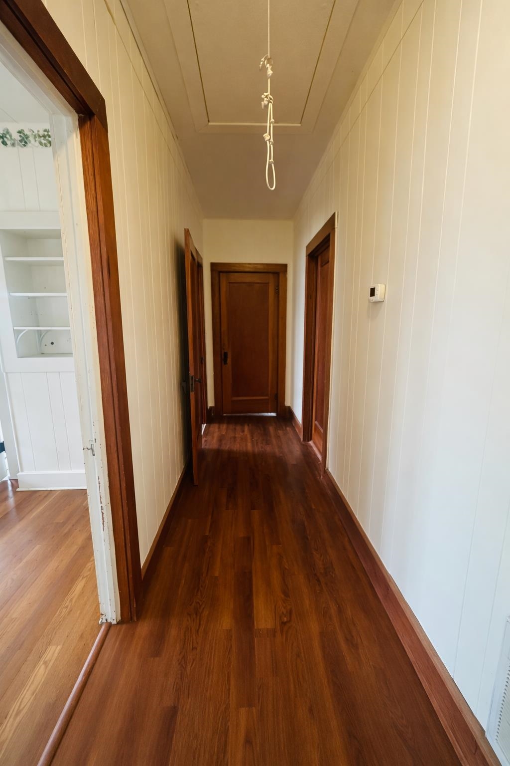 206 E Sandstone