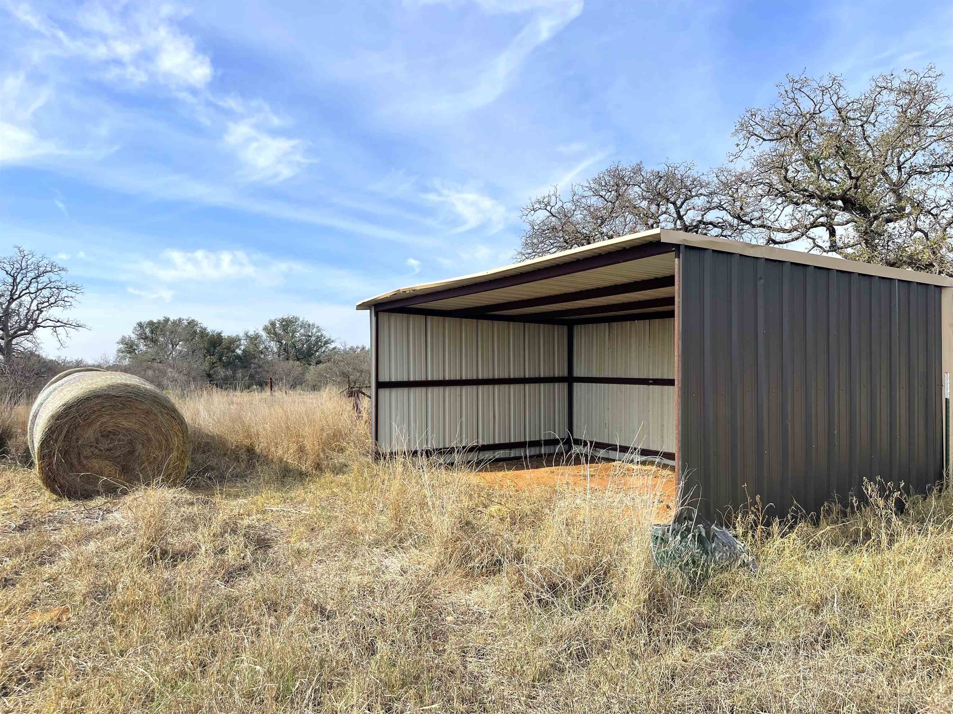 1111 Ranch Road 2768