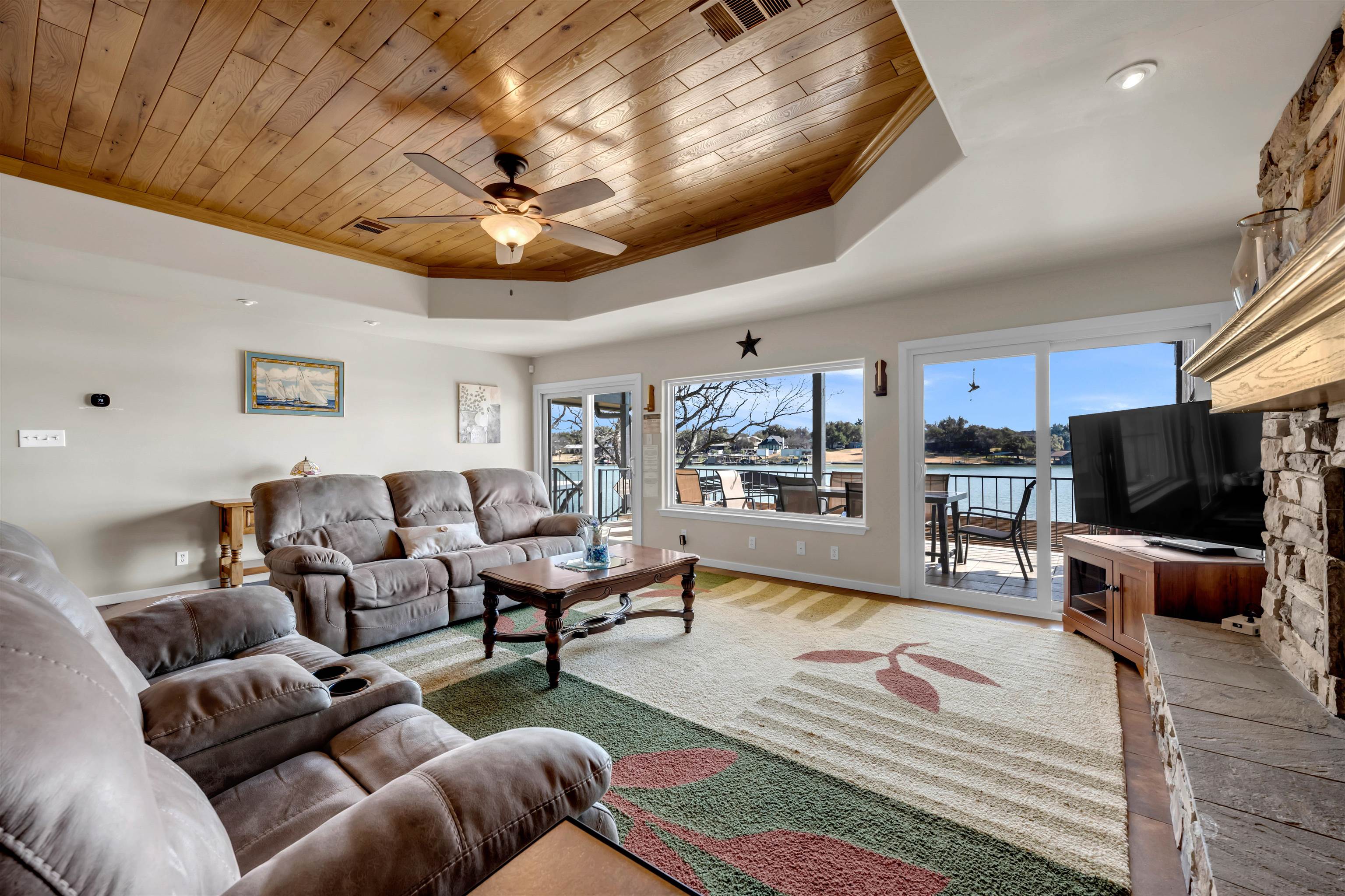 1846 Bluebonnet Lane