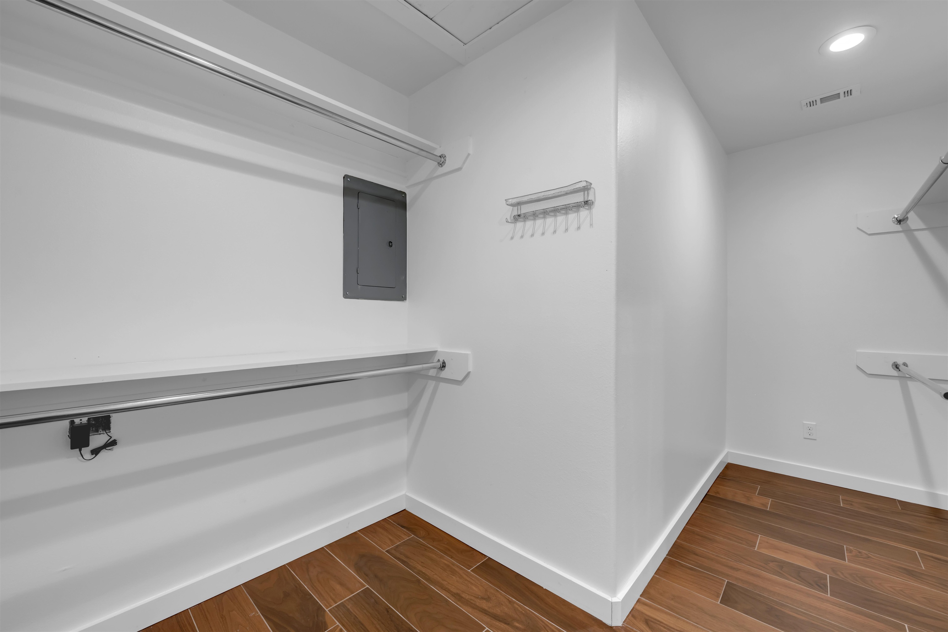 1846 Bluebonnet Lane