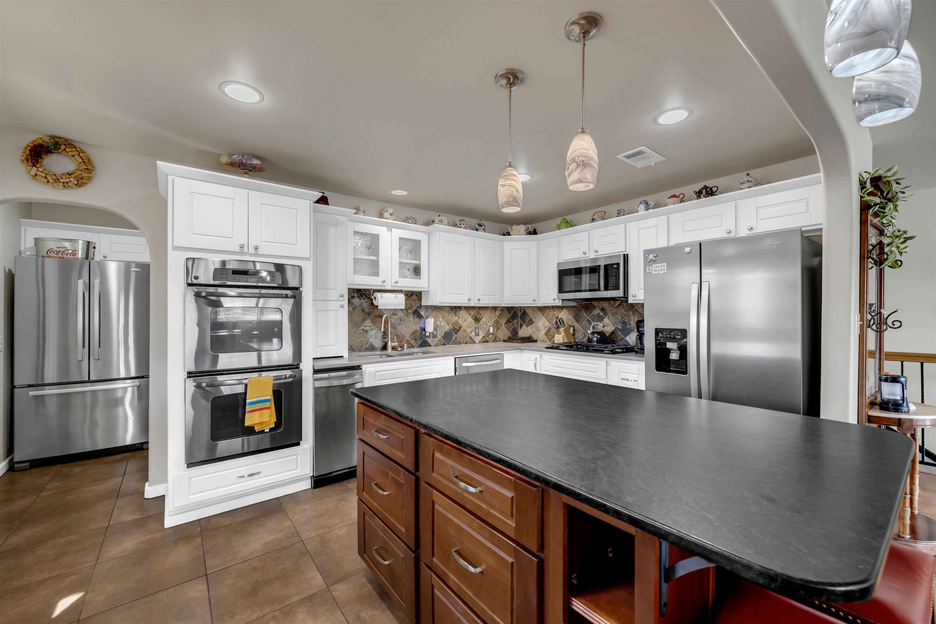 1846 Bluebonnet Lane