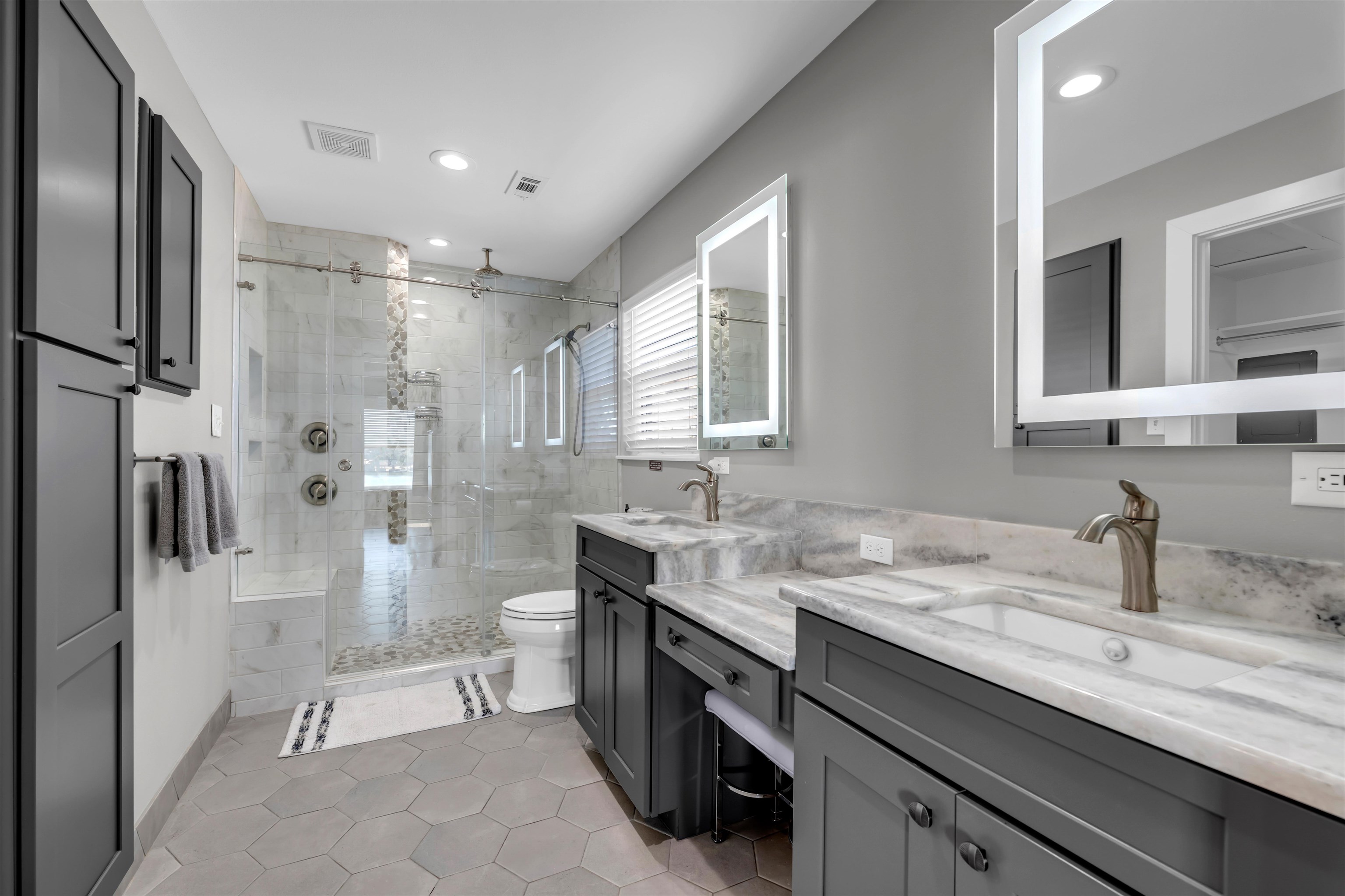 1846 Bluebonnet Lane