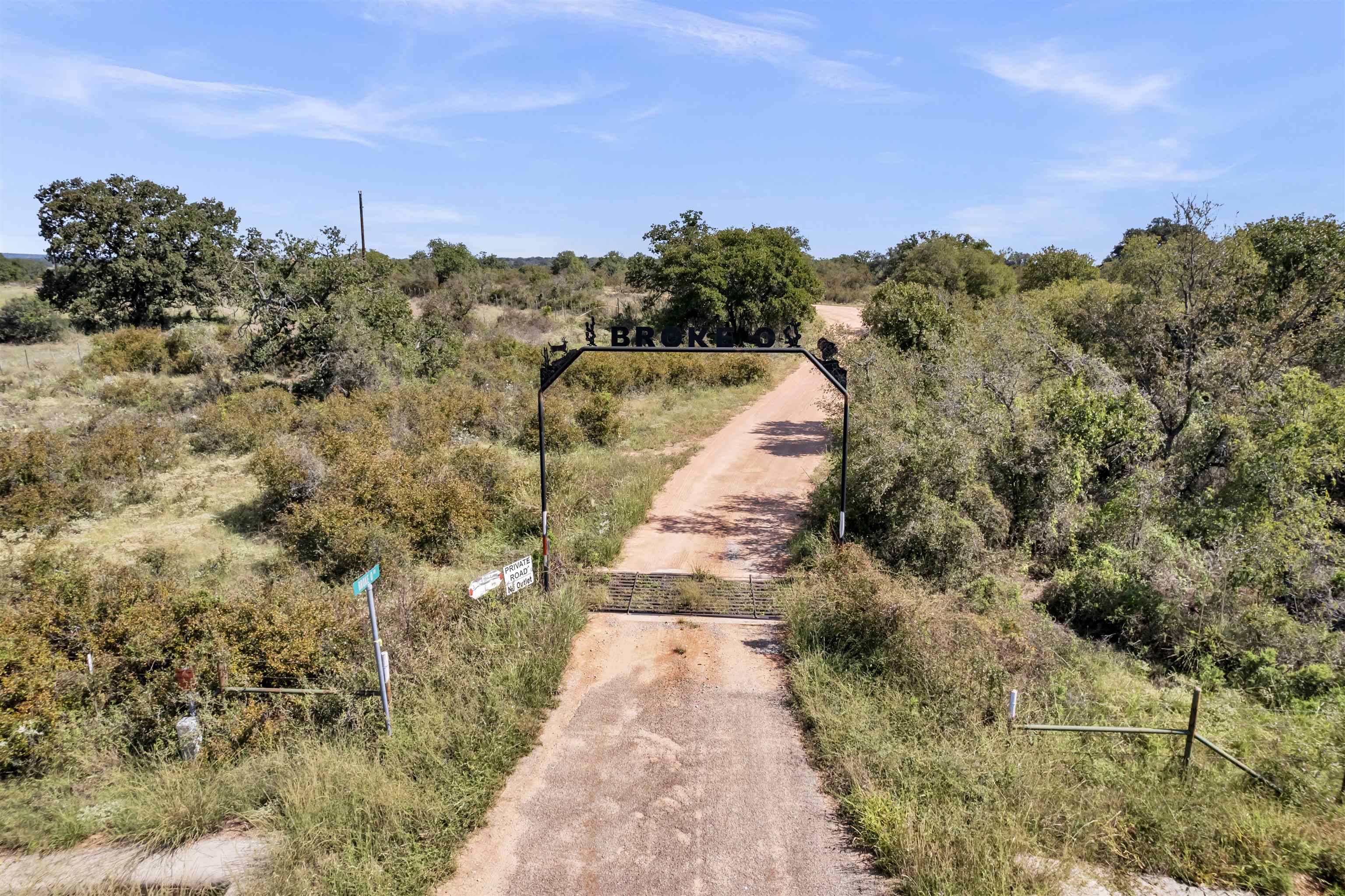 23.7 AC Broke O Road