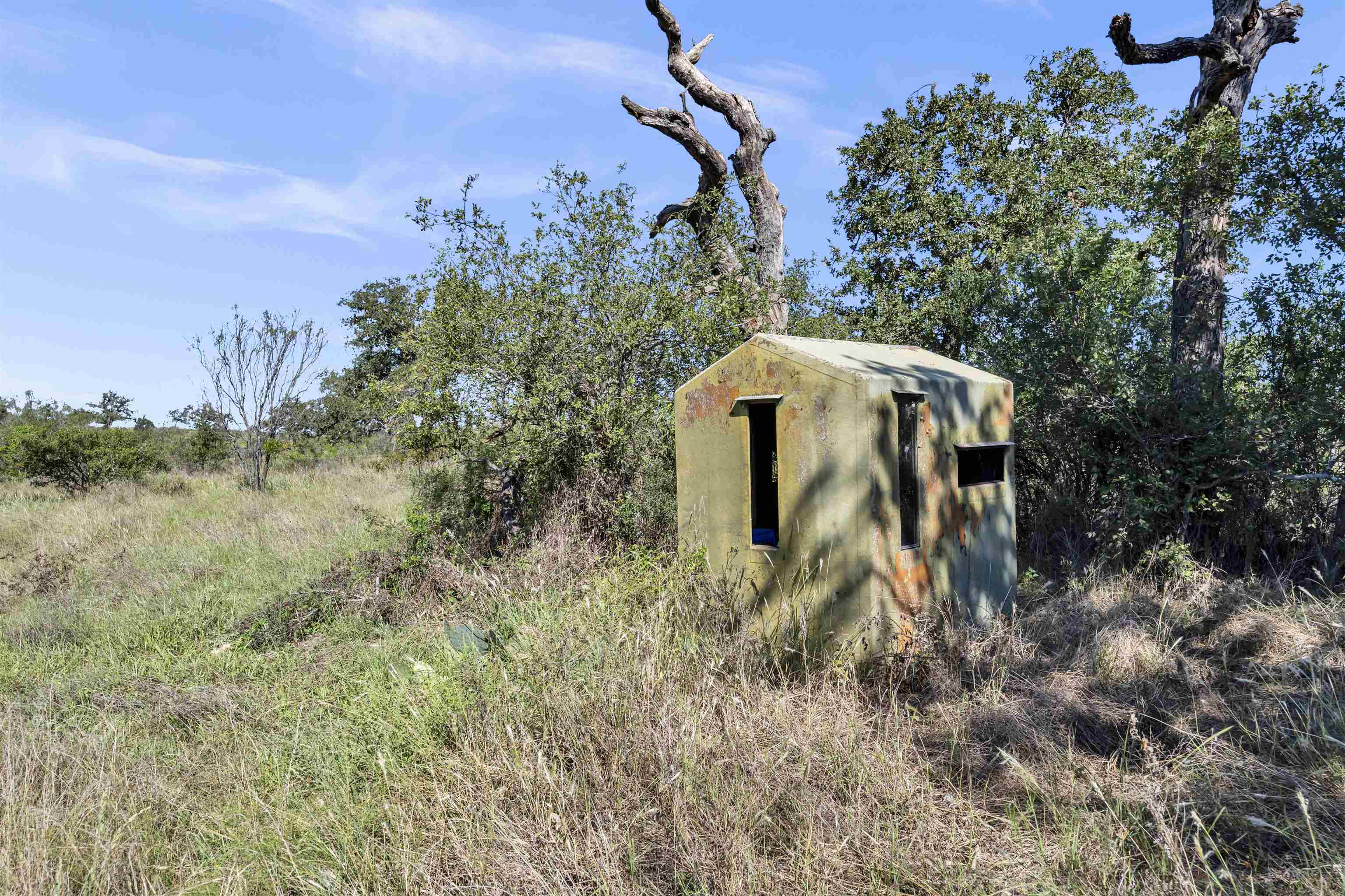 23.7 AC Broke O Road