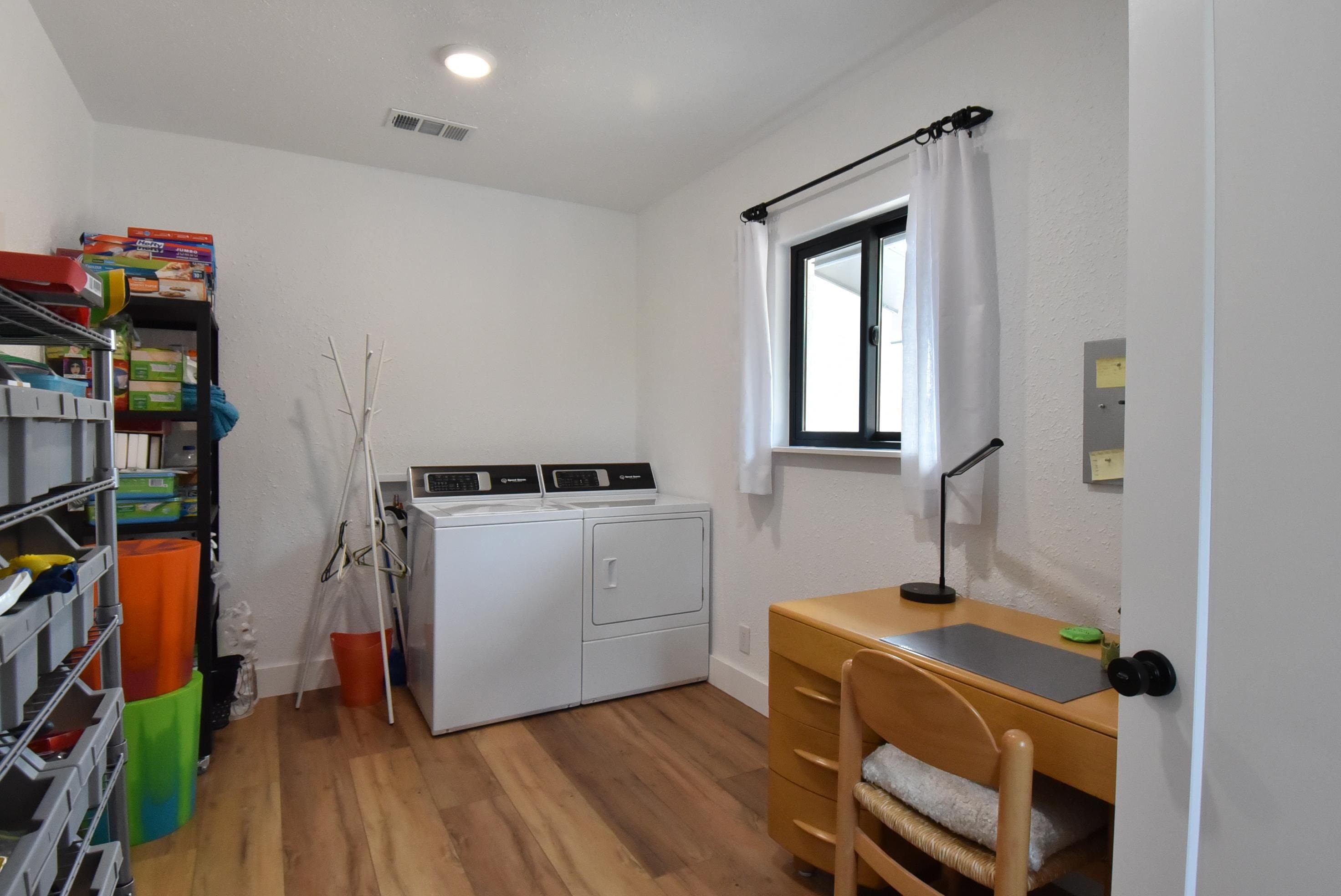 206 E Wallace Street