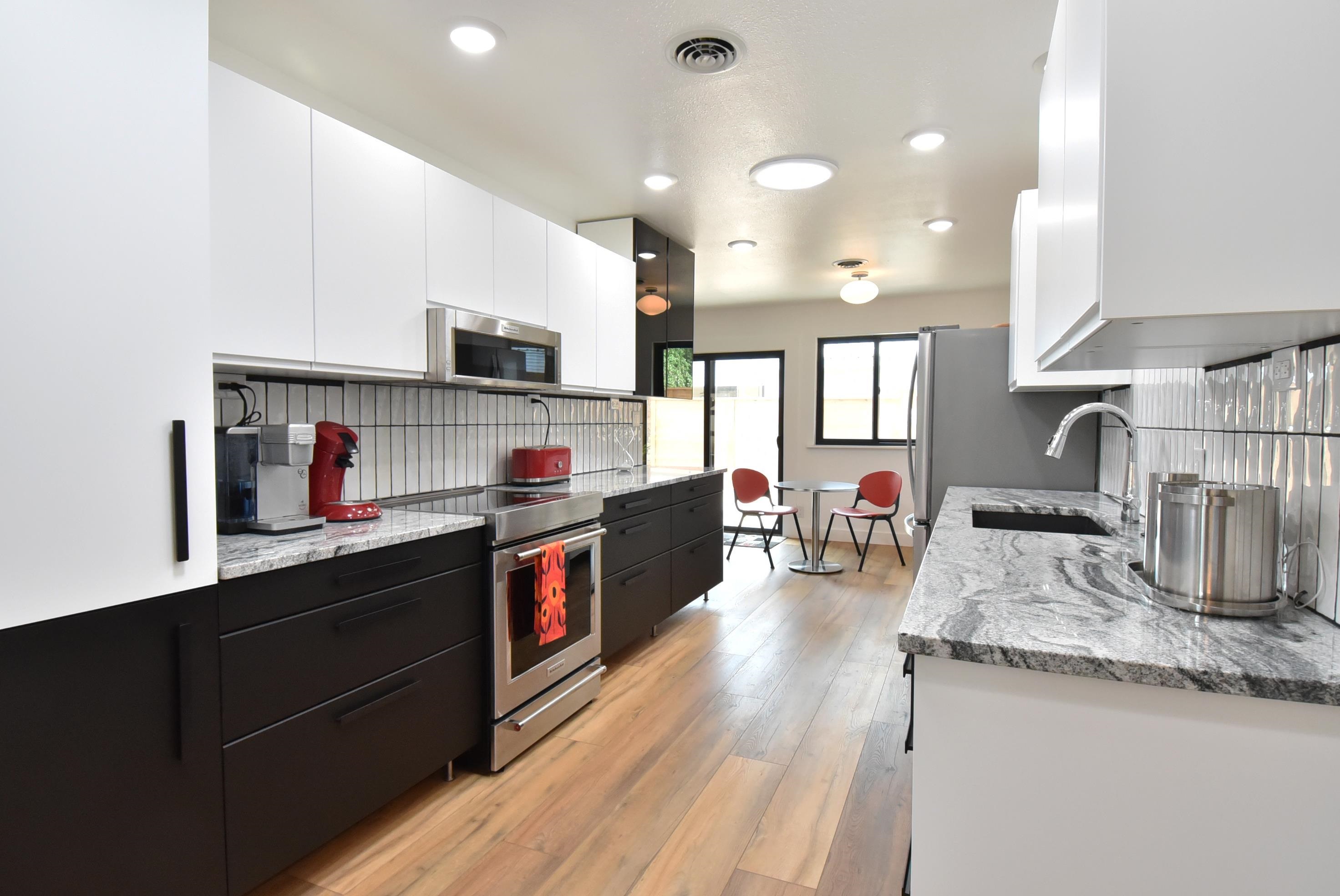 206 E Wallace Street