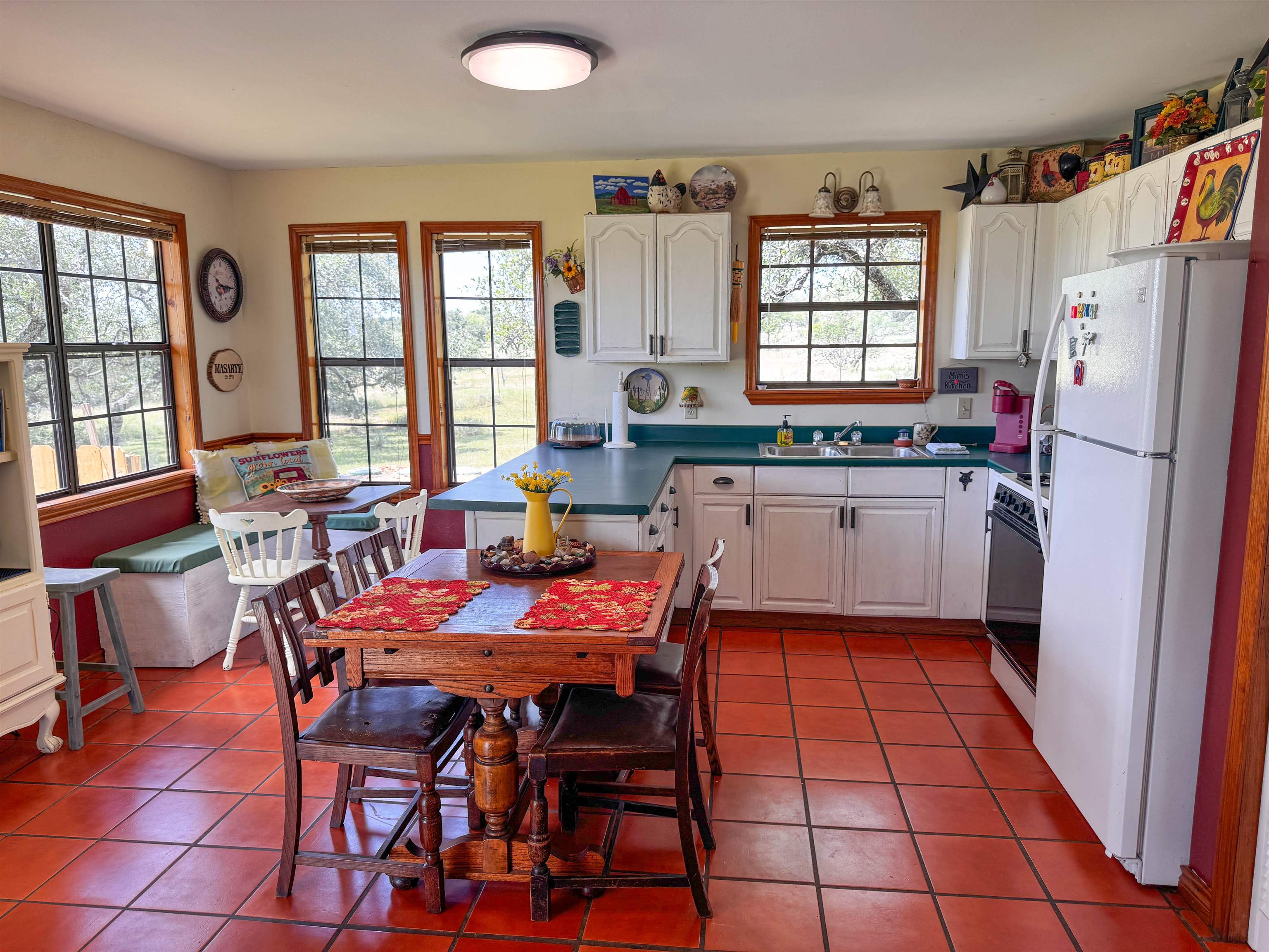 384 Wild Oak Drive