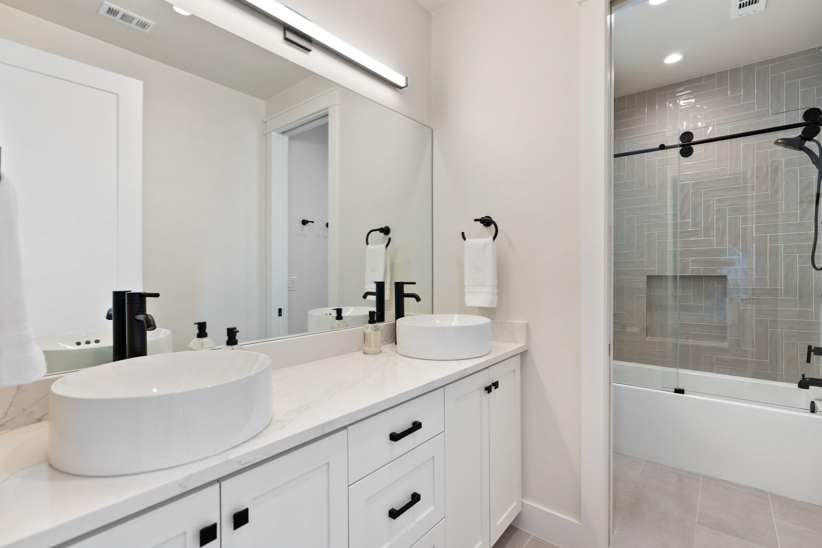 107 River Park Drive