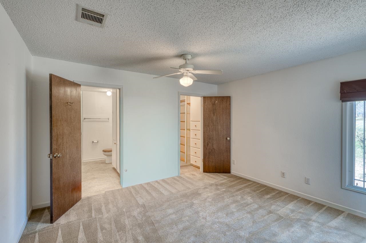 508 W Lakecrest