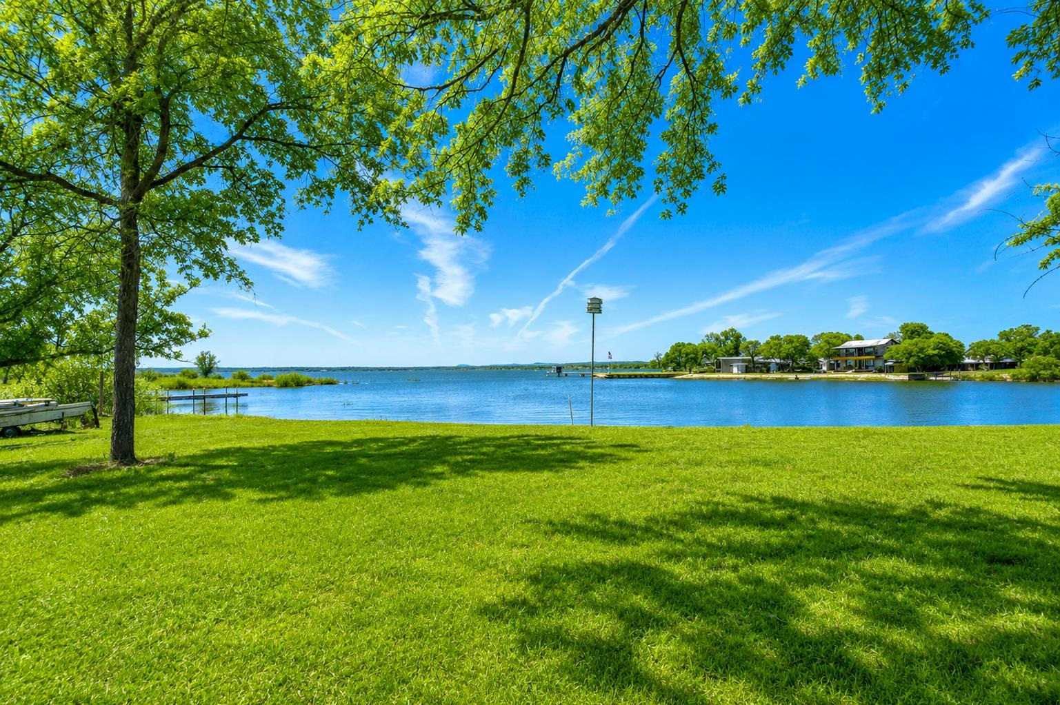 508 W Lakecrest