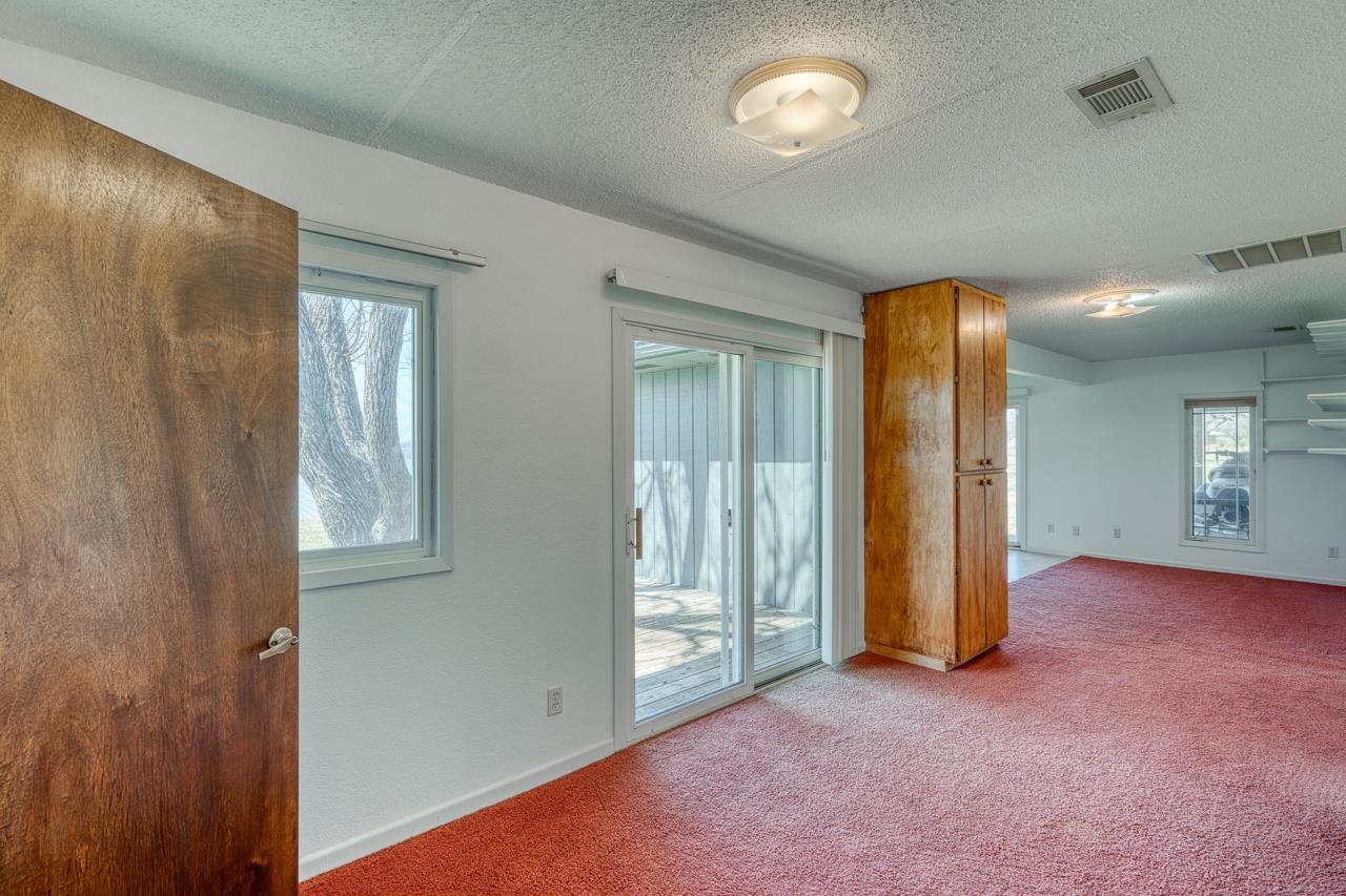 508 W Lakecrest