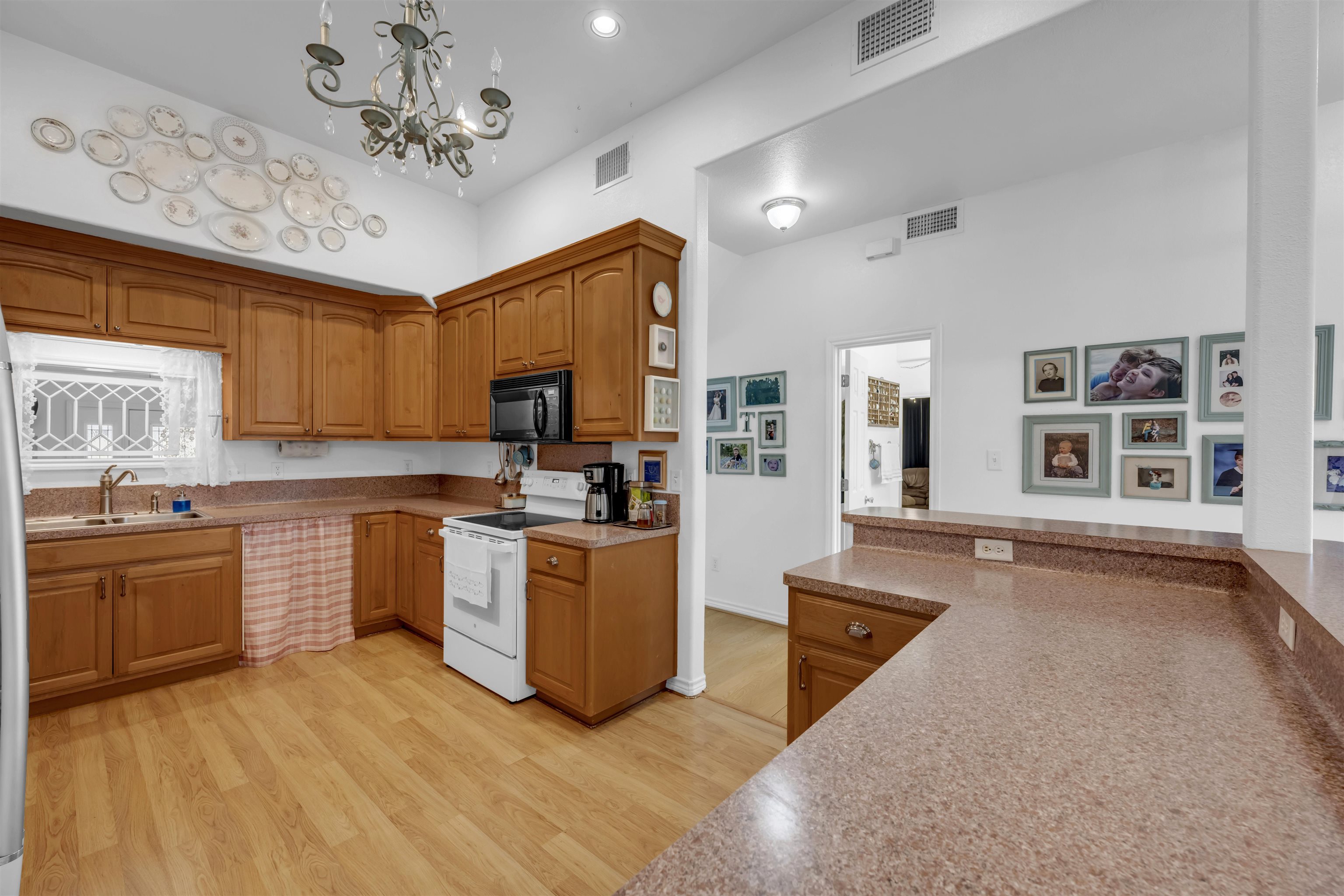 7036 River Oaks Drive