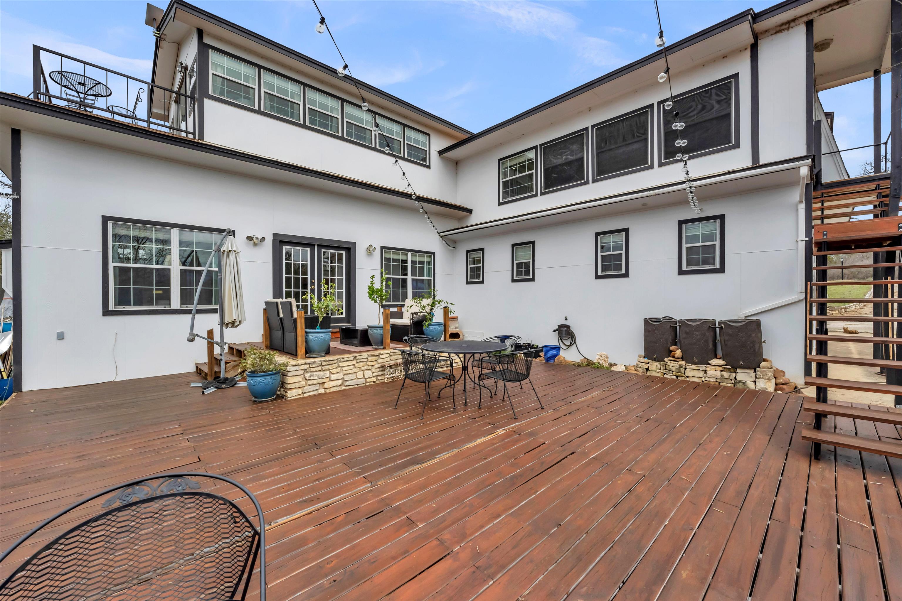 7036 River Oaks Drive