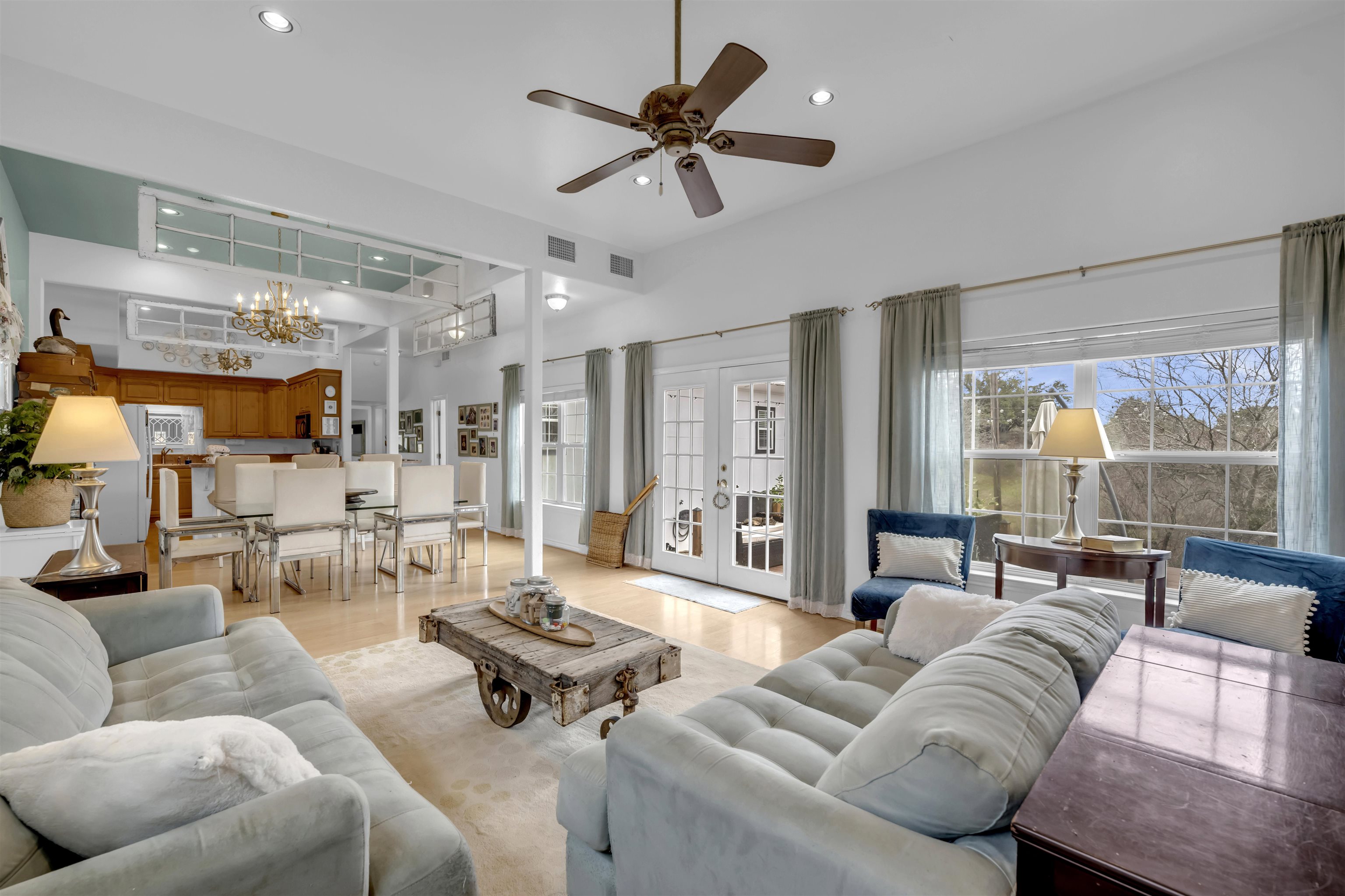 7036 River Oaks Drive