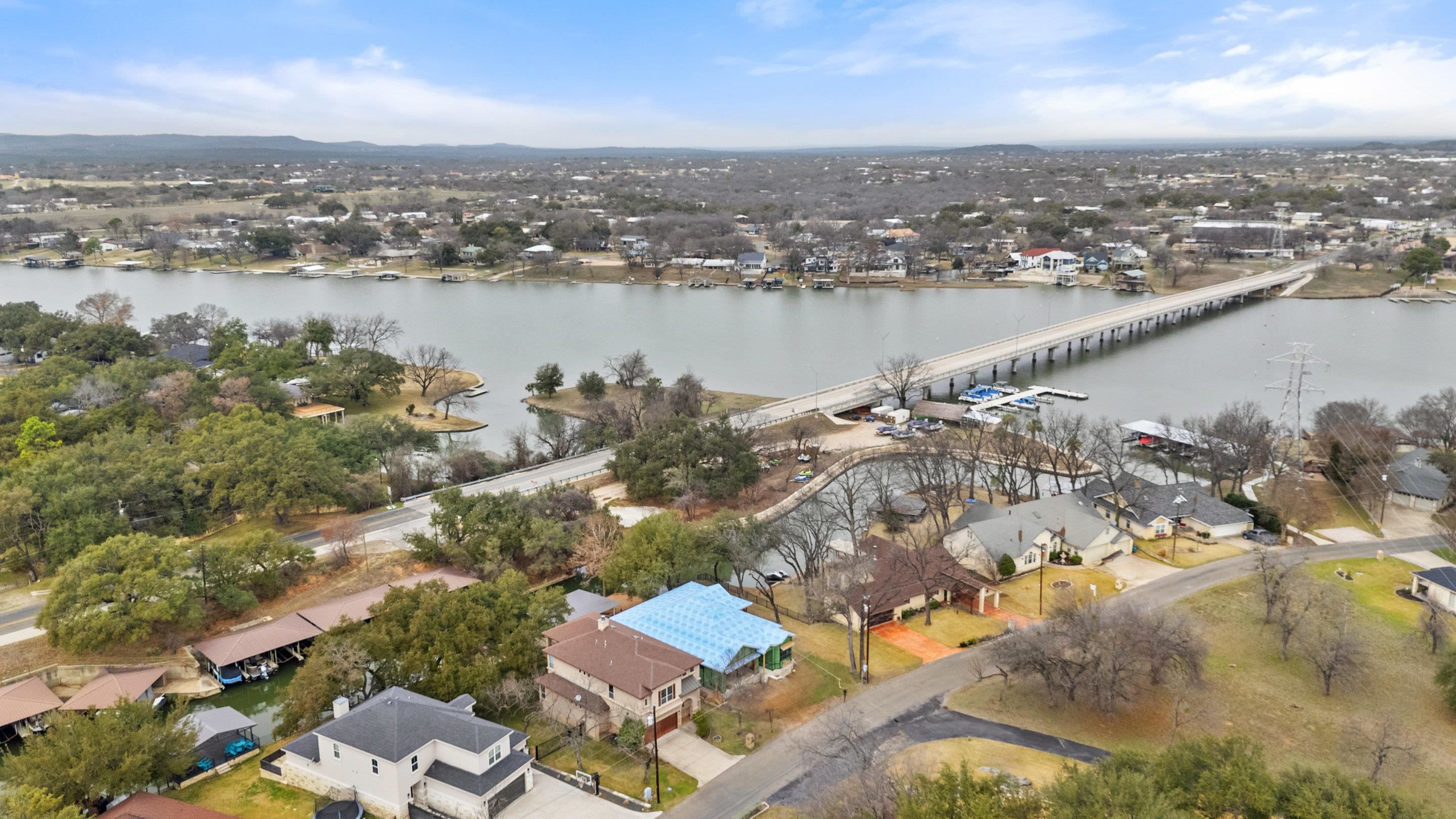 118 Bridgepoint Drive