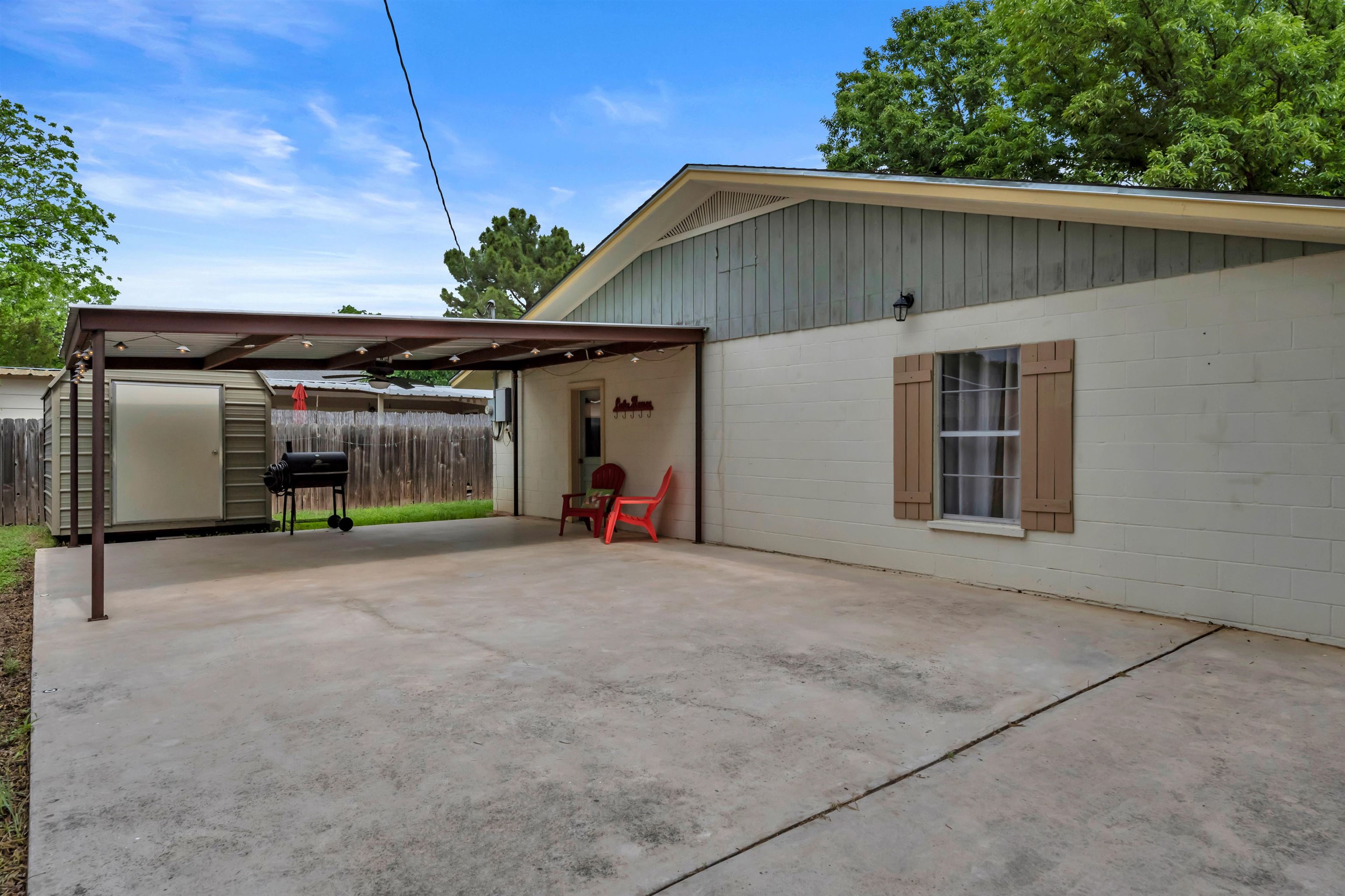 108 Shirwood Dr