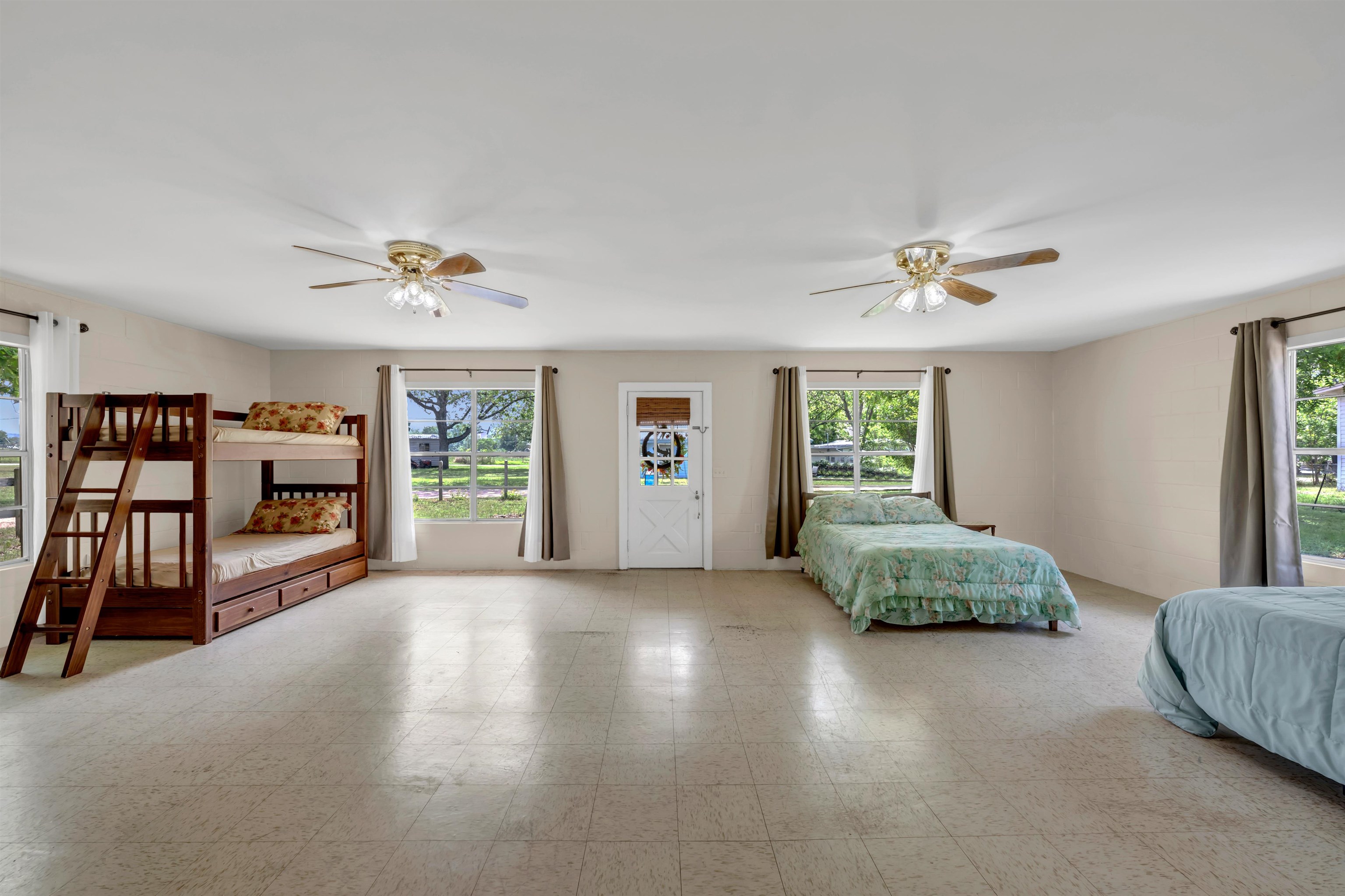 108 Shirwood Dr