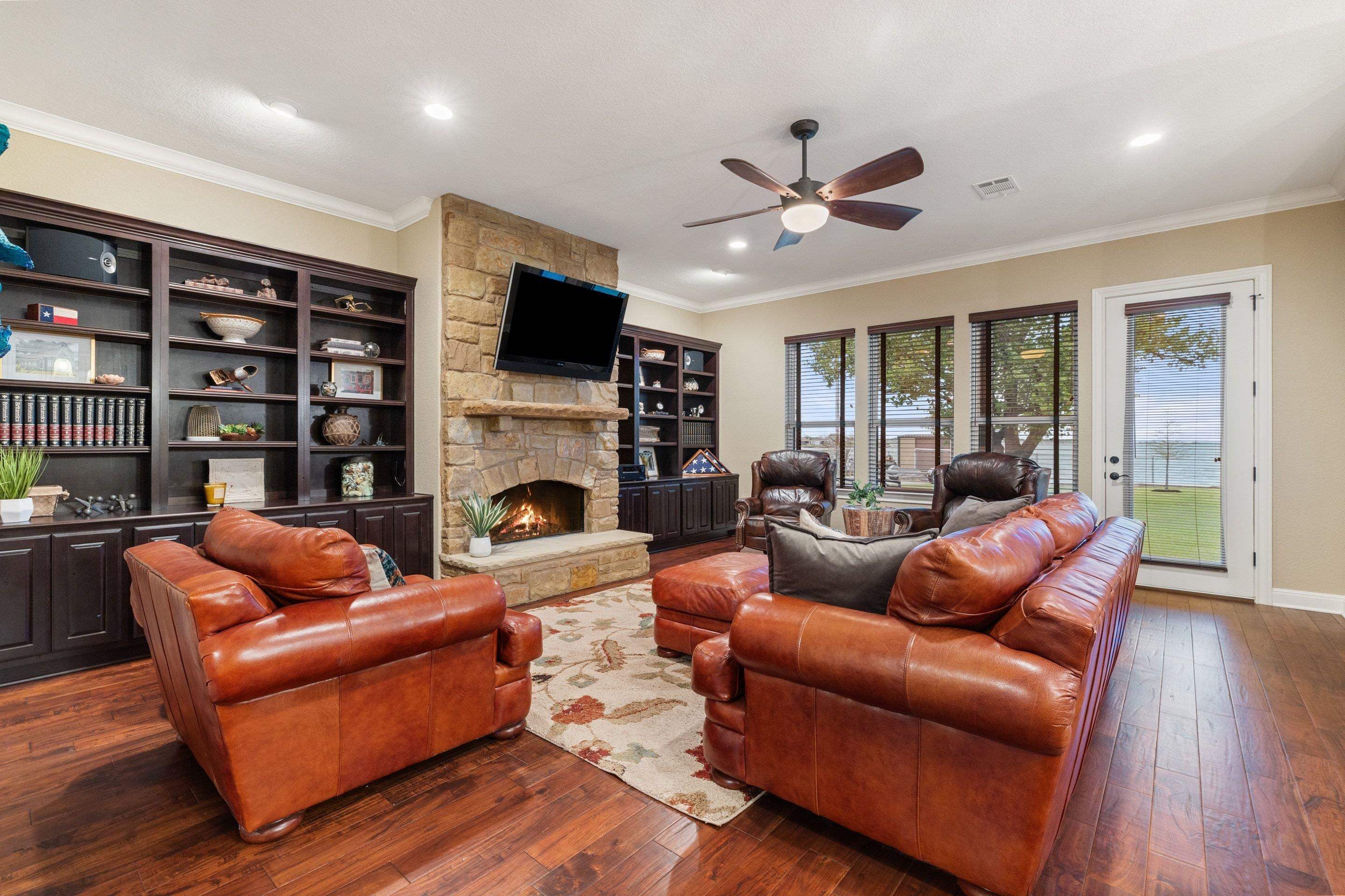 348 Carlson Circle
