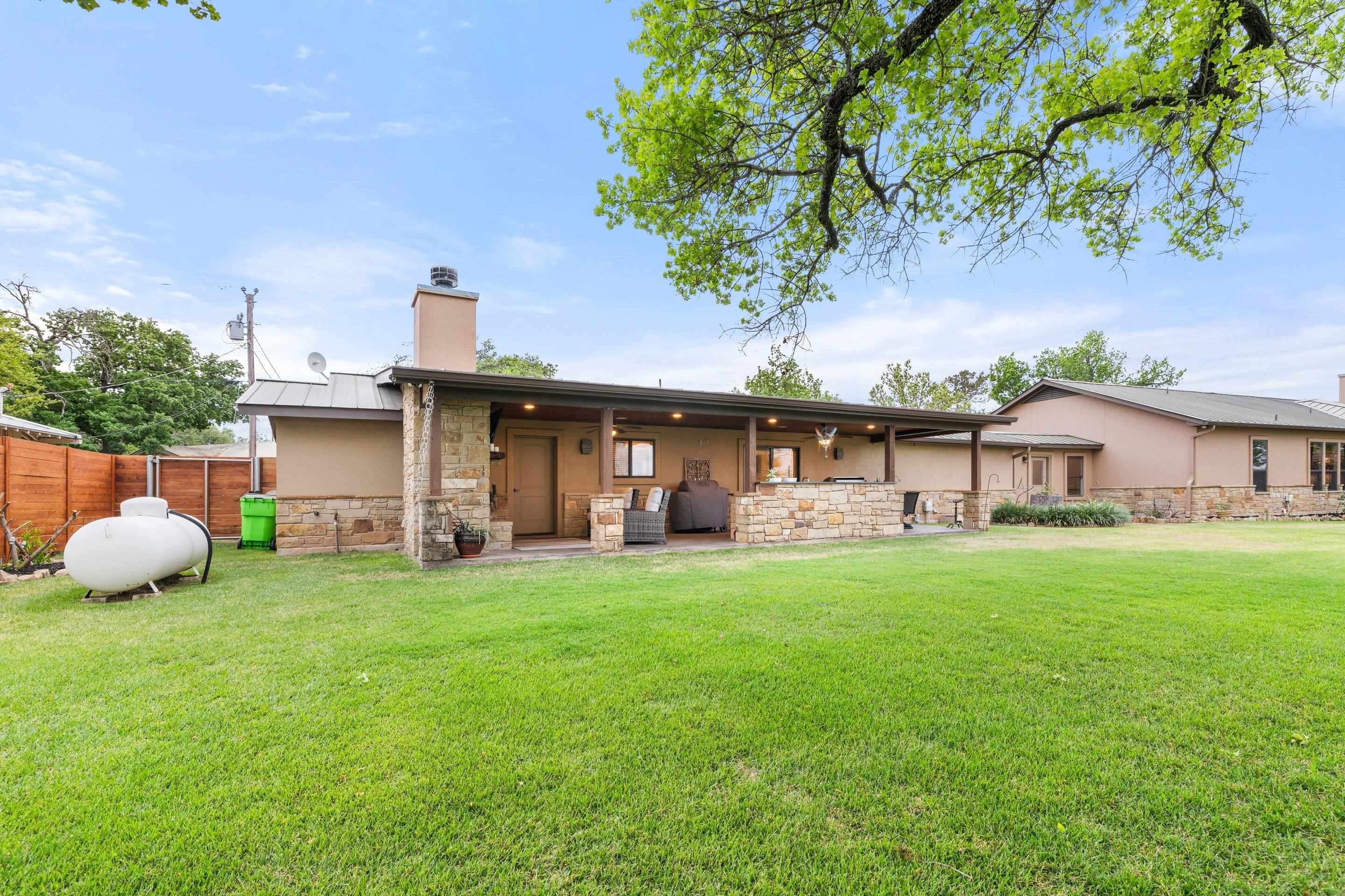 348 Carlson Circle