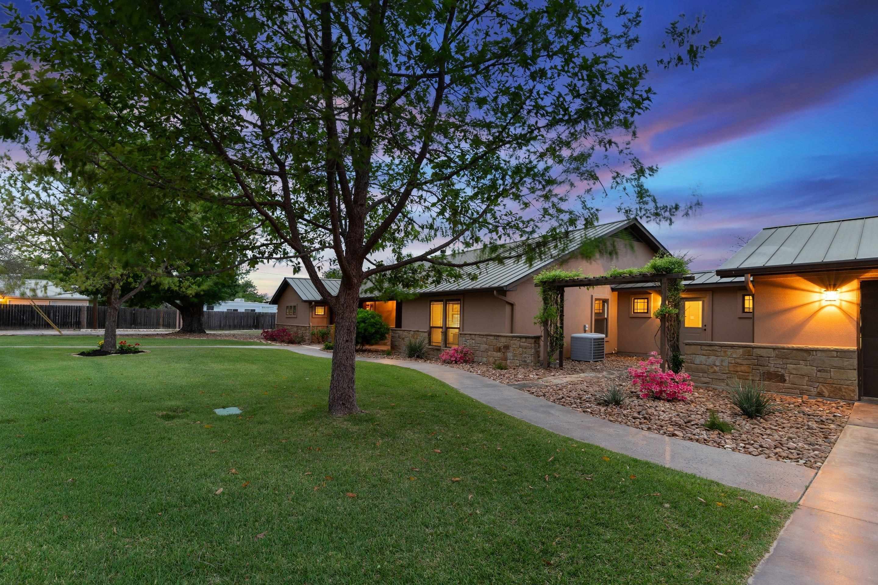 348 Carlson Circle