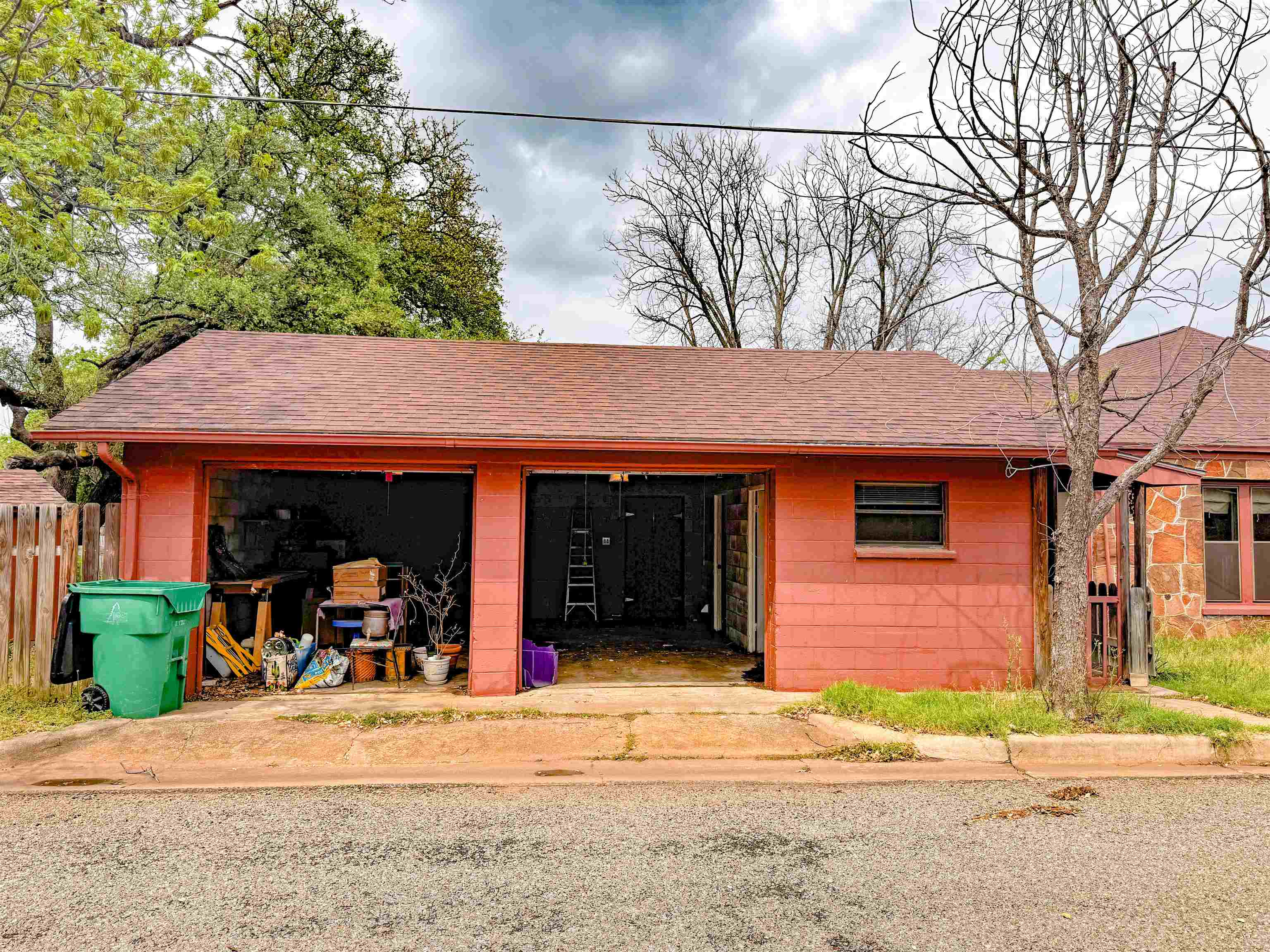 1209 Oatman Street