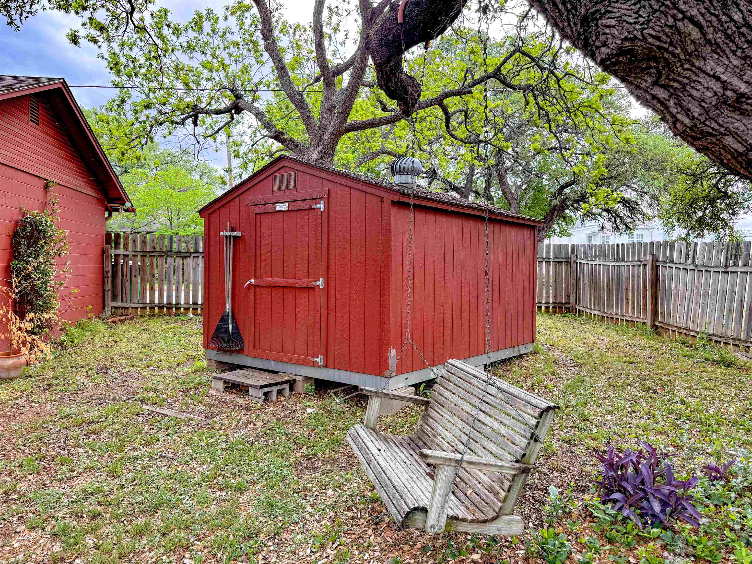 1209 Oatman Street