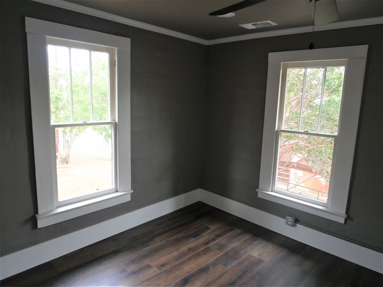 104A W. Wallace Street