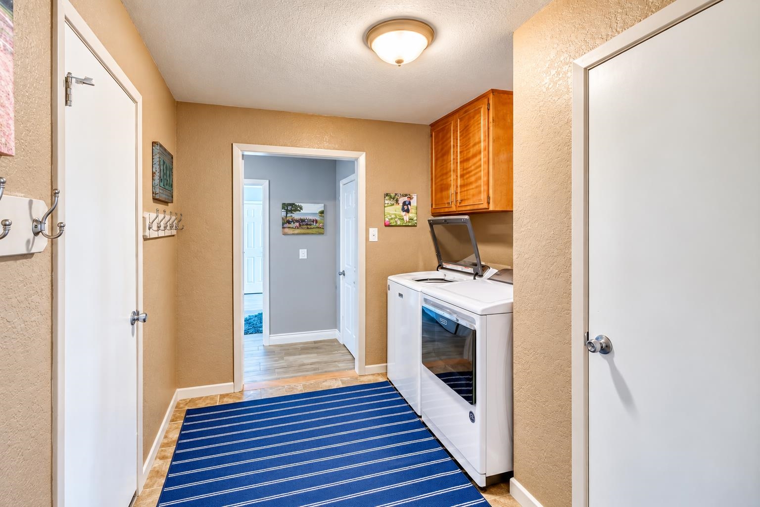 724 S Chaparral