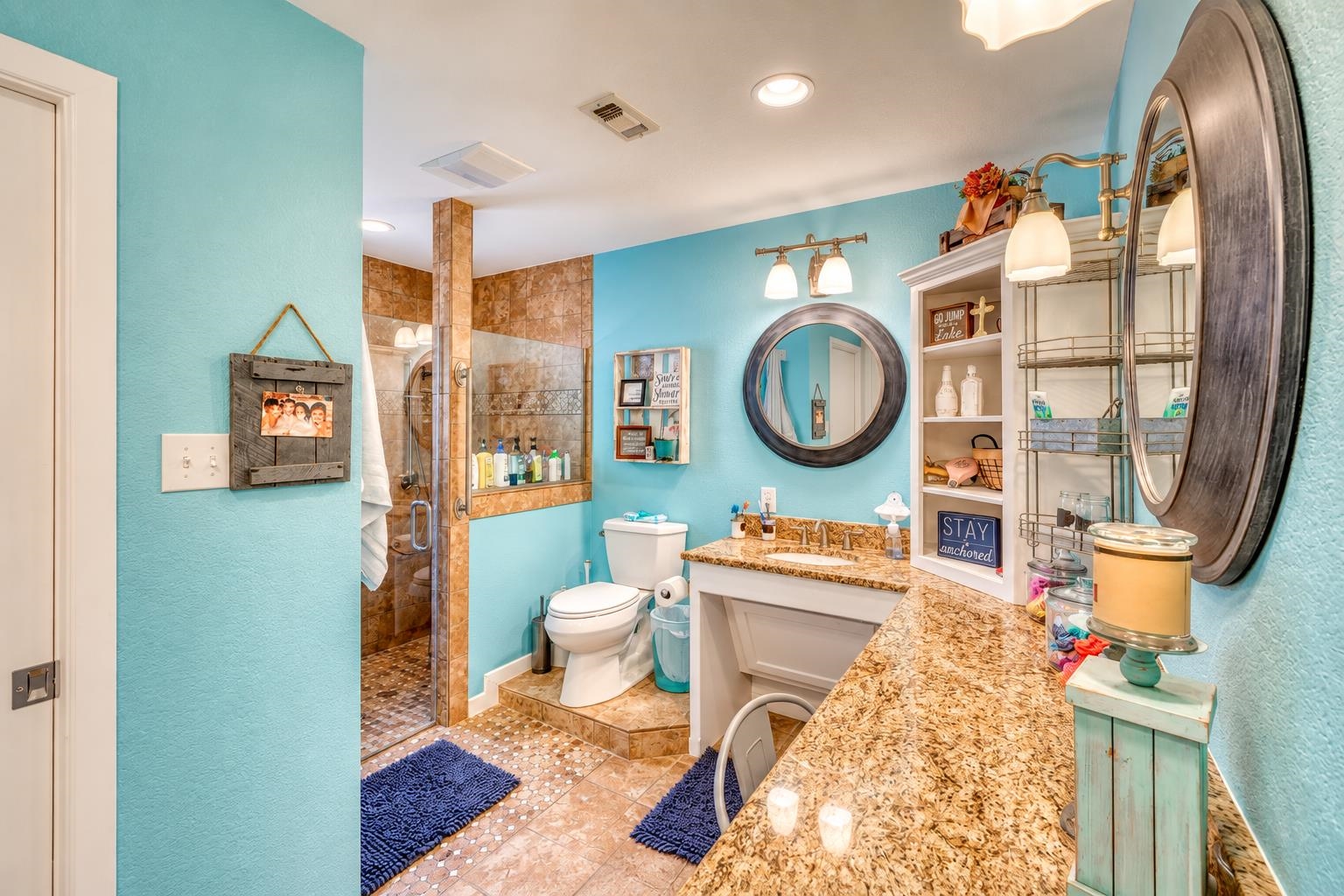 724 S Chaparral