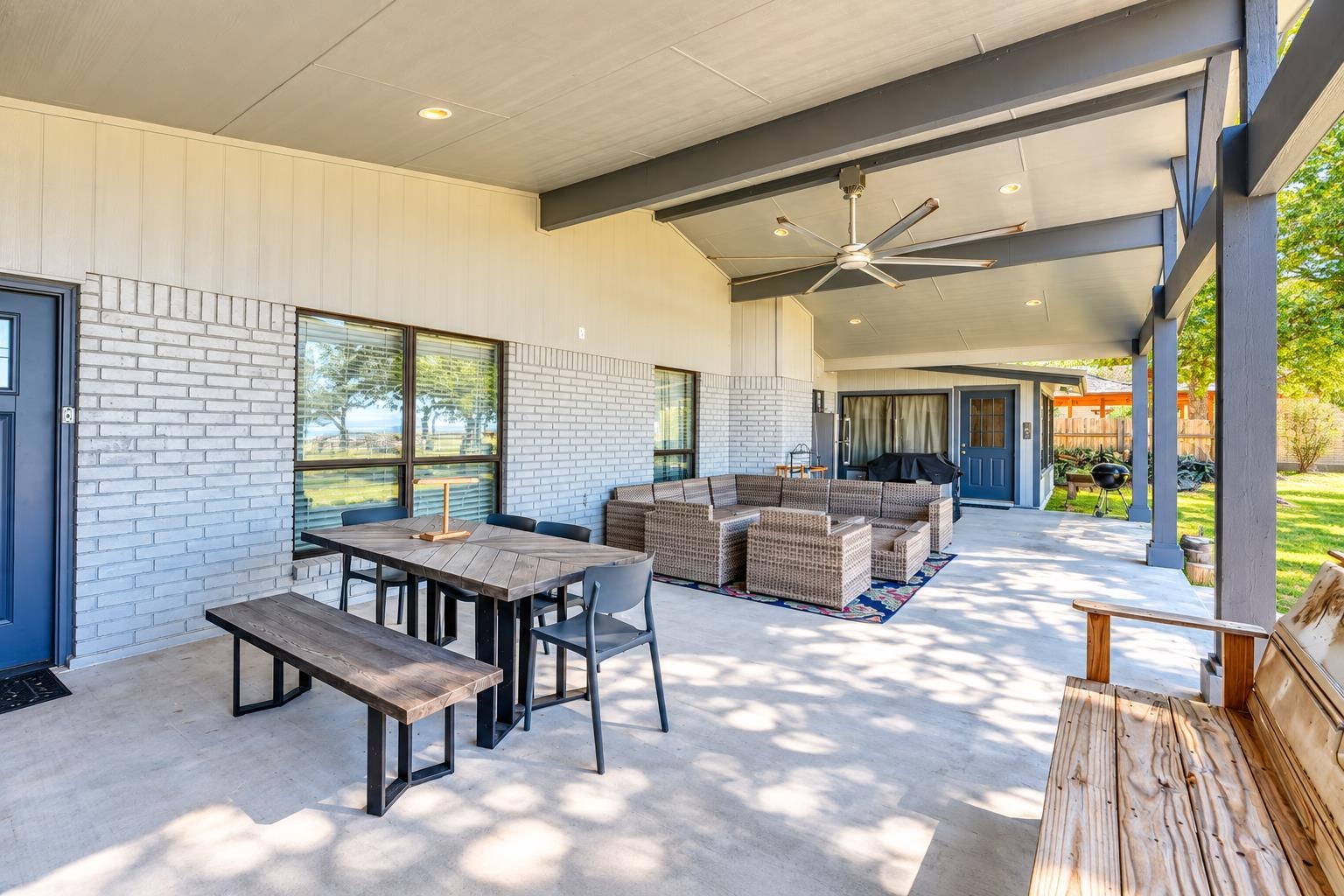 724 S Chaparral