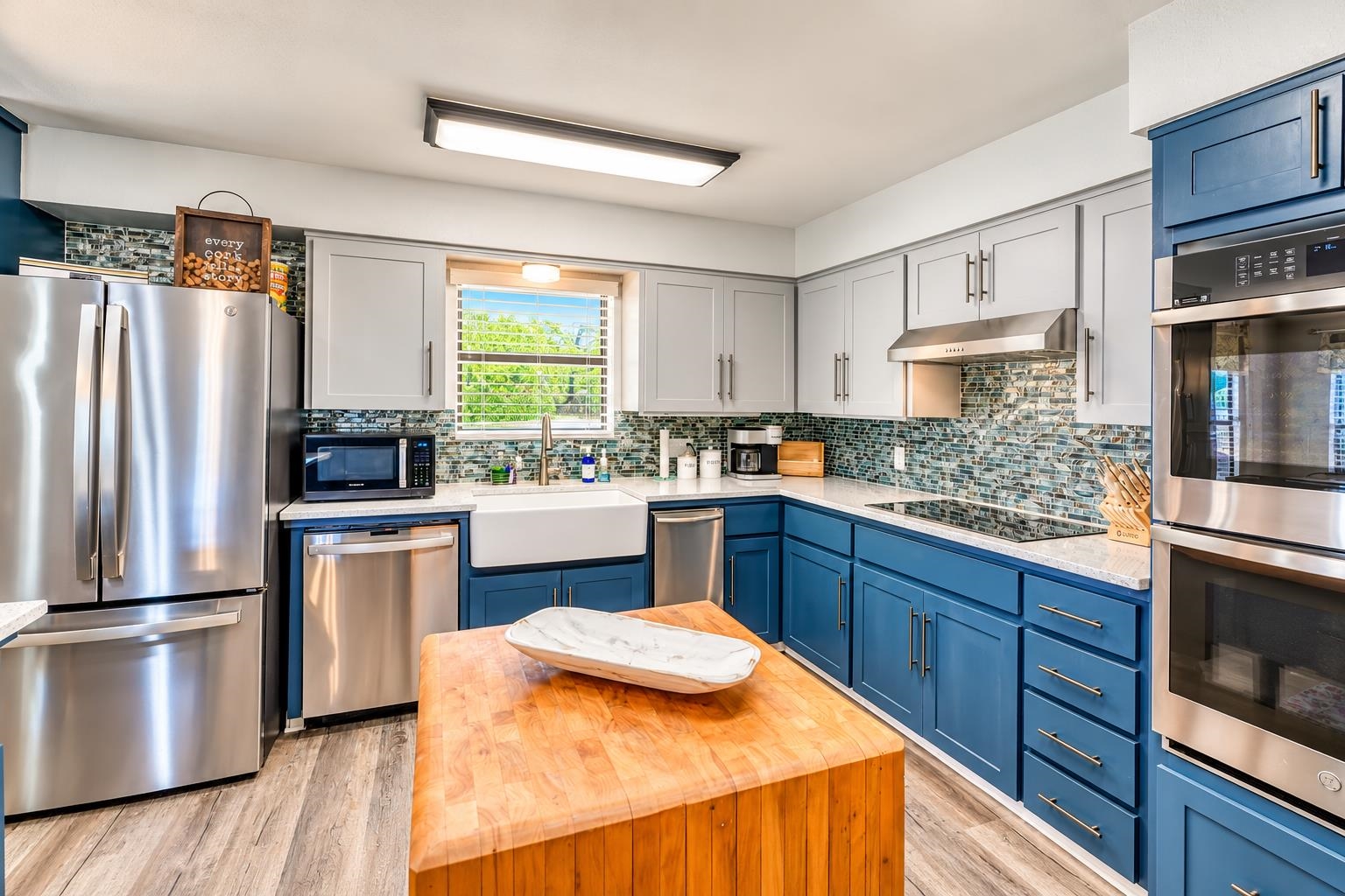 724 S Chaparral