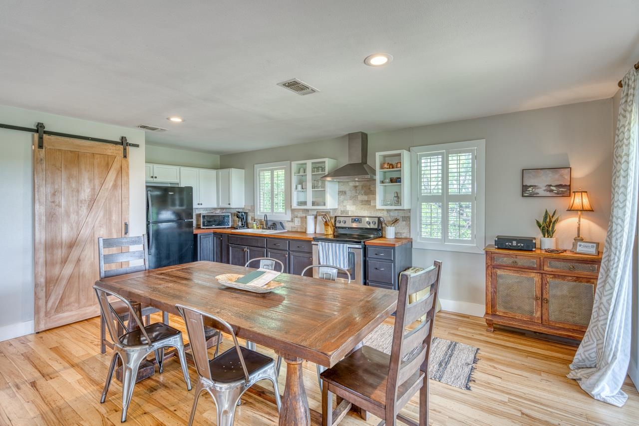 2433 County Road 102