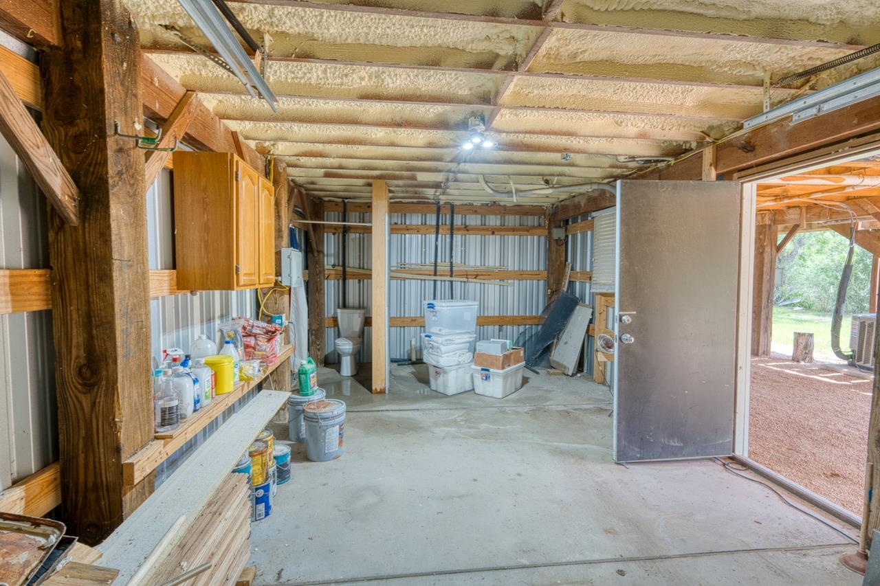 2433 County Road 102