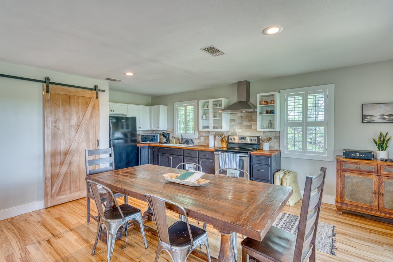 2433 County Road 102