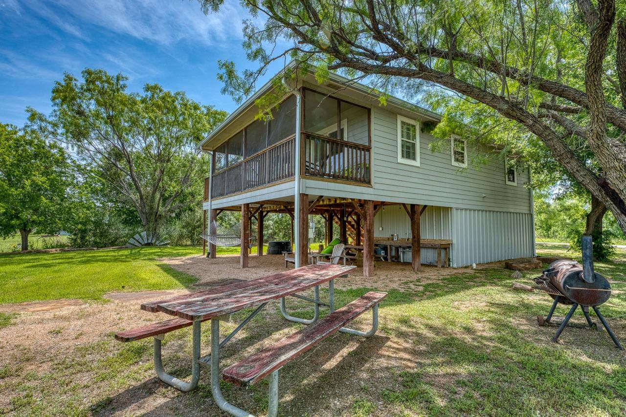 2433 County Road 102