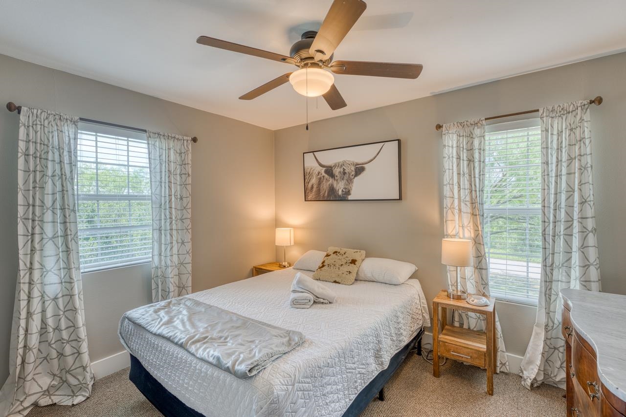 2433 County Road 102