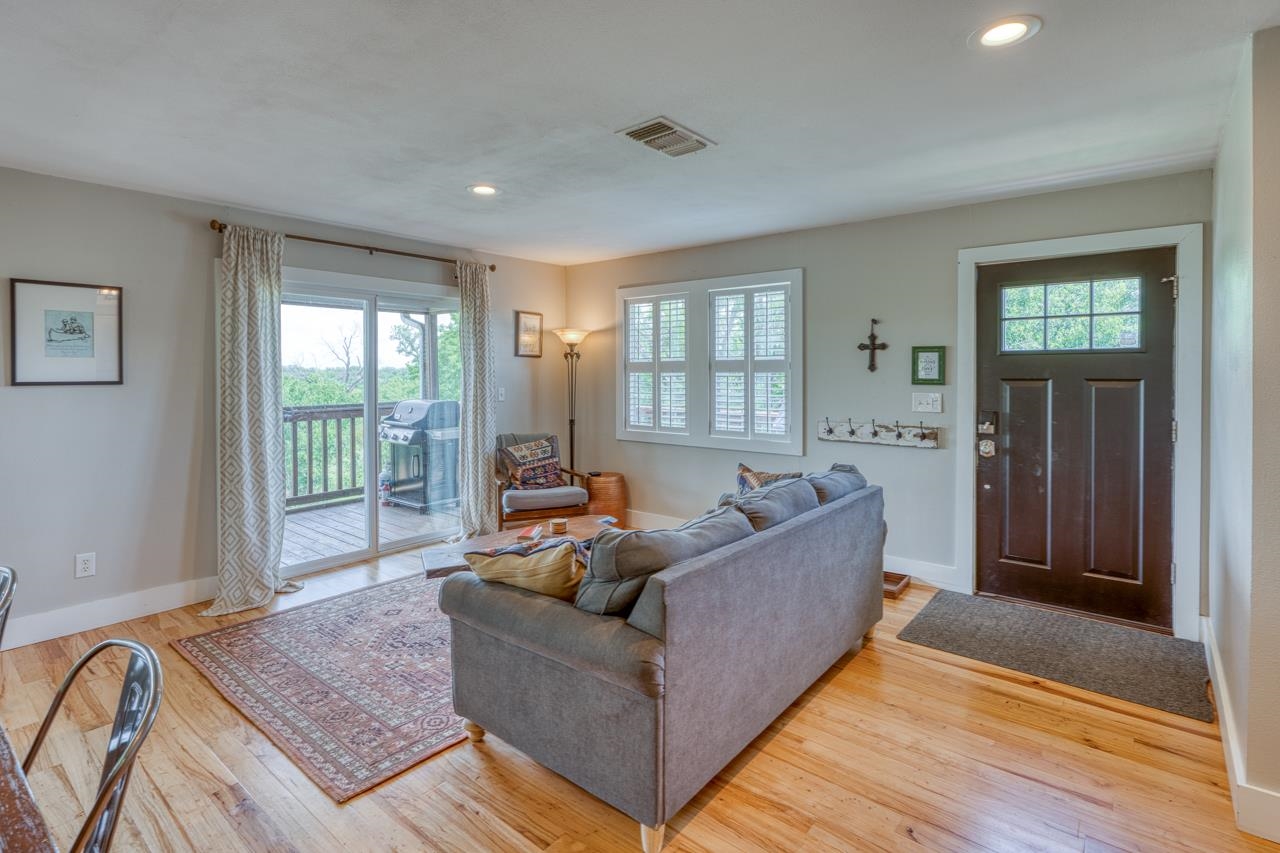 2433 County Road 102
