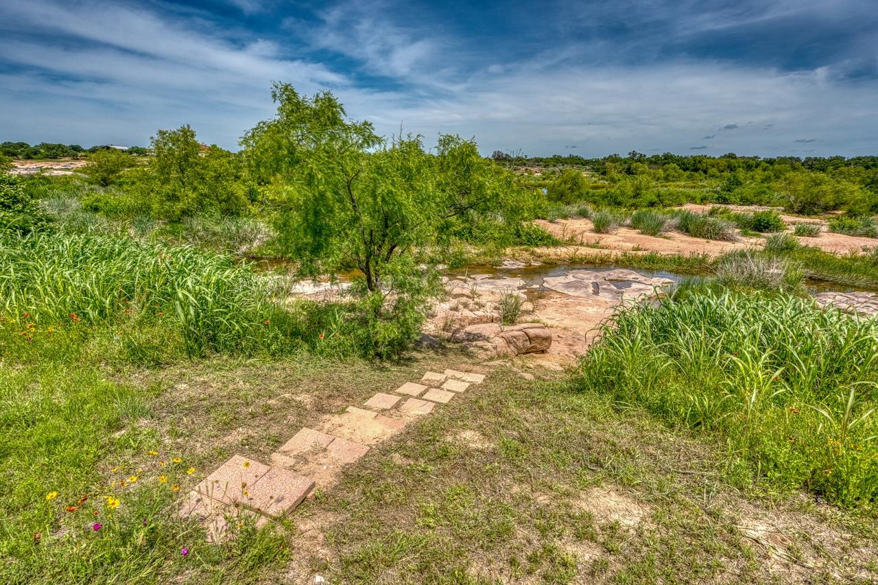 2433 County Road 102