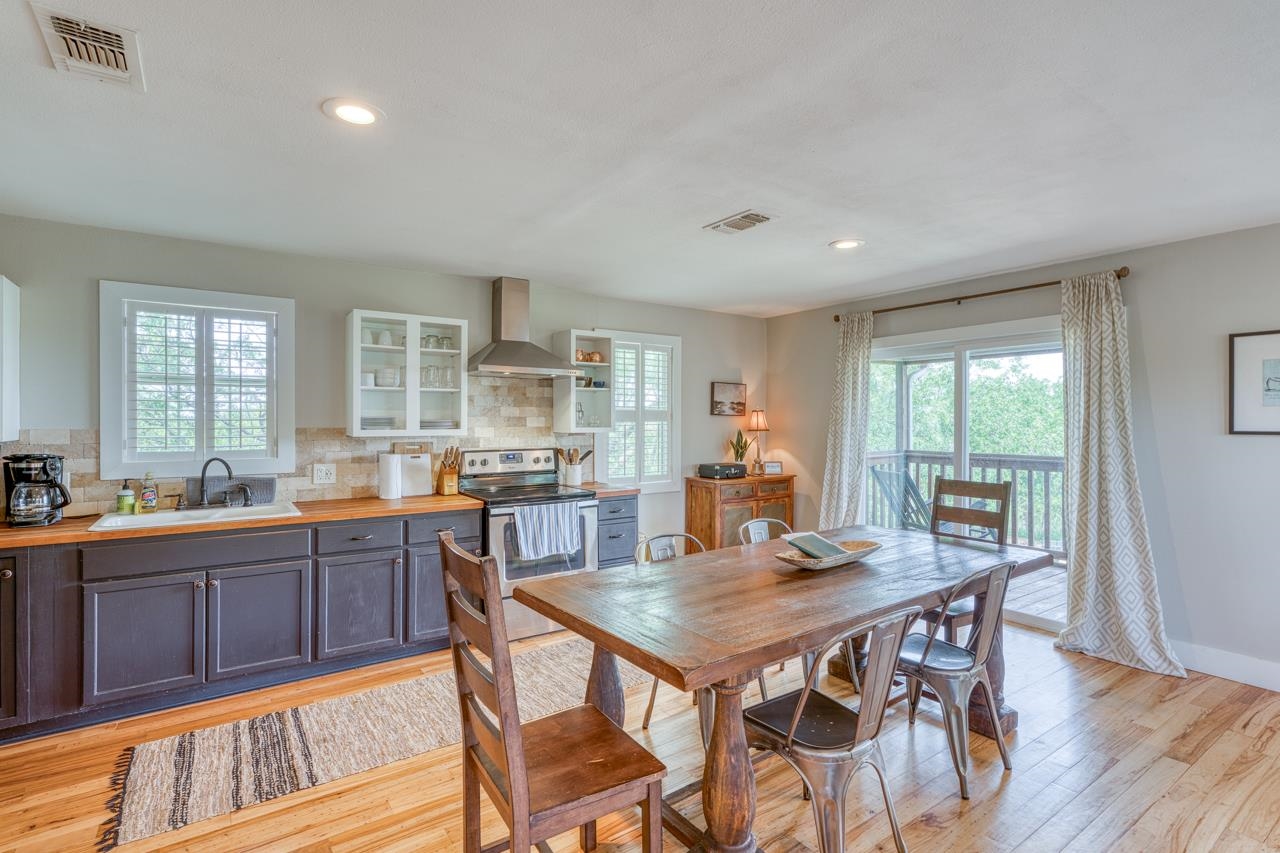 2433 County Road 102