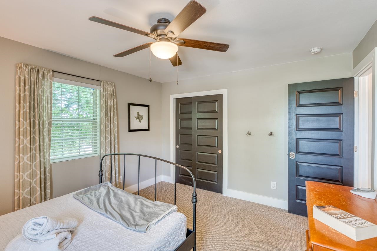 2433 County Road 102
