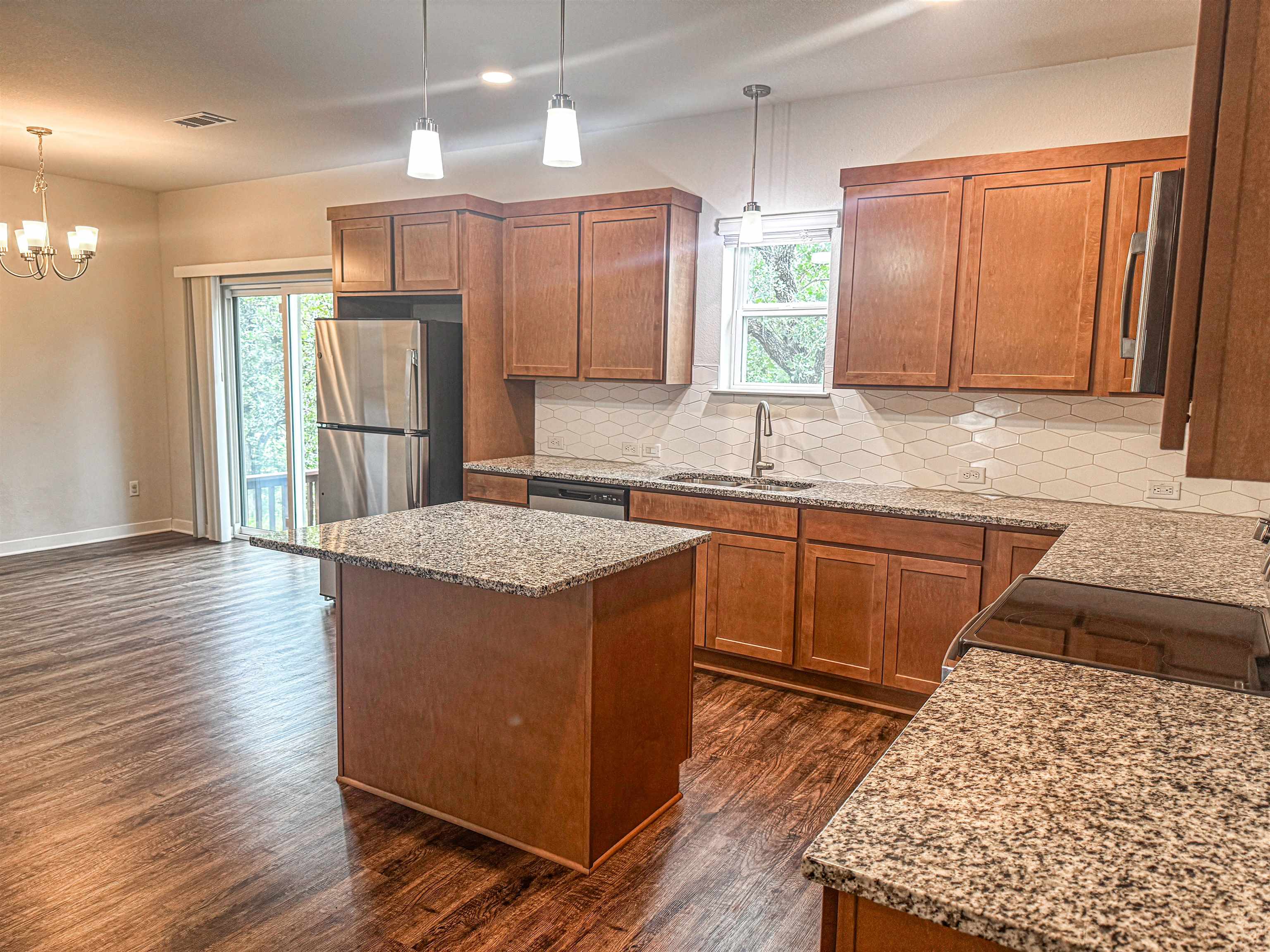 1637 Packsaddle Trail