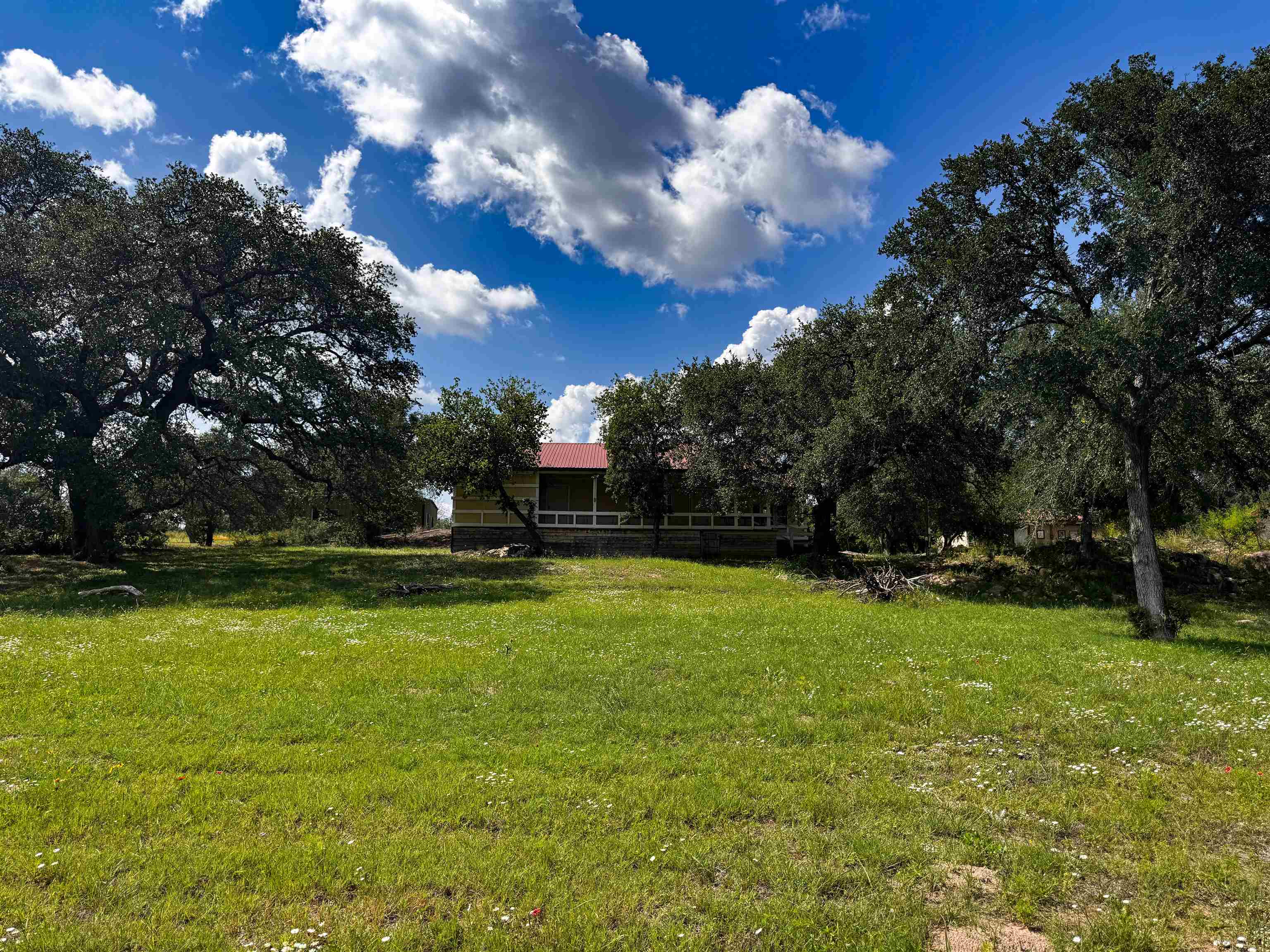 211 E Highway 29