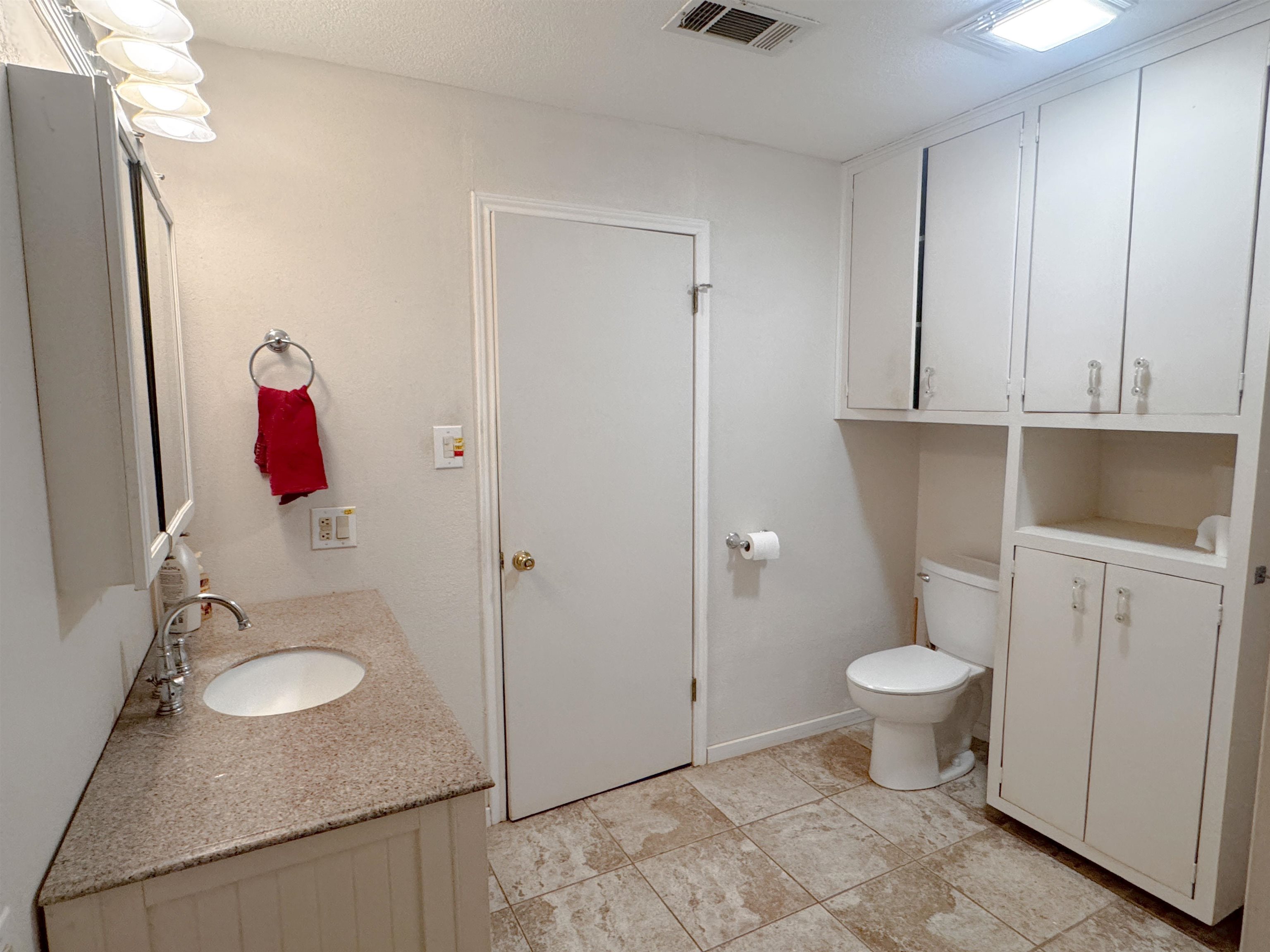 211 E Highway 29