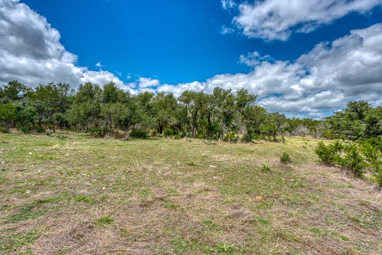 707 Ranch Road 1320