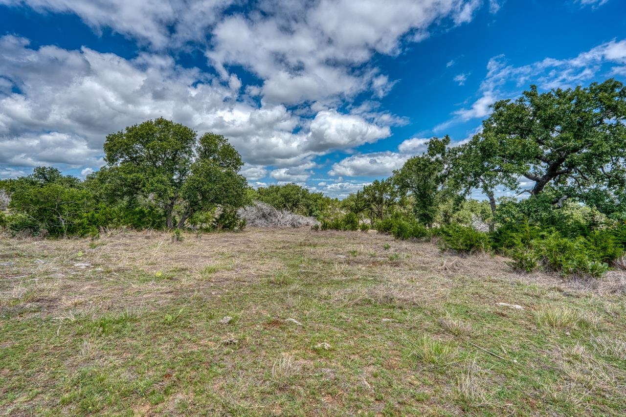707 Ranch Road 1320