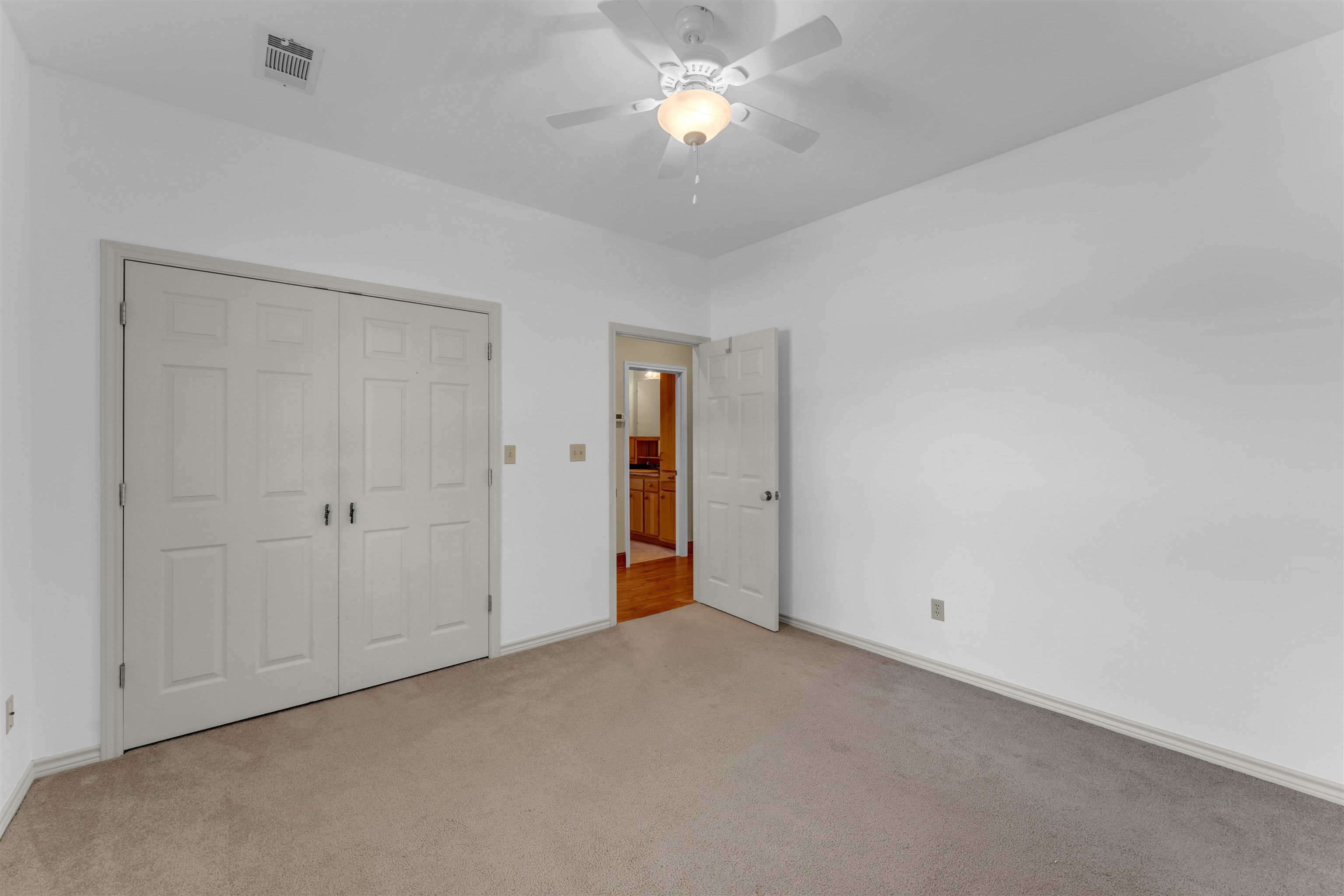 627 Ranch Road 2323