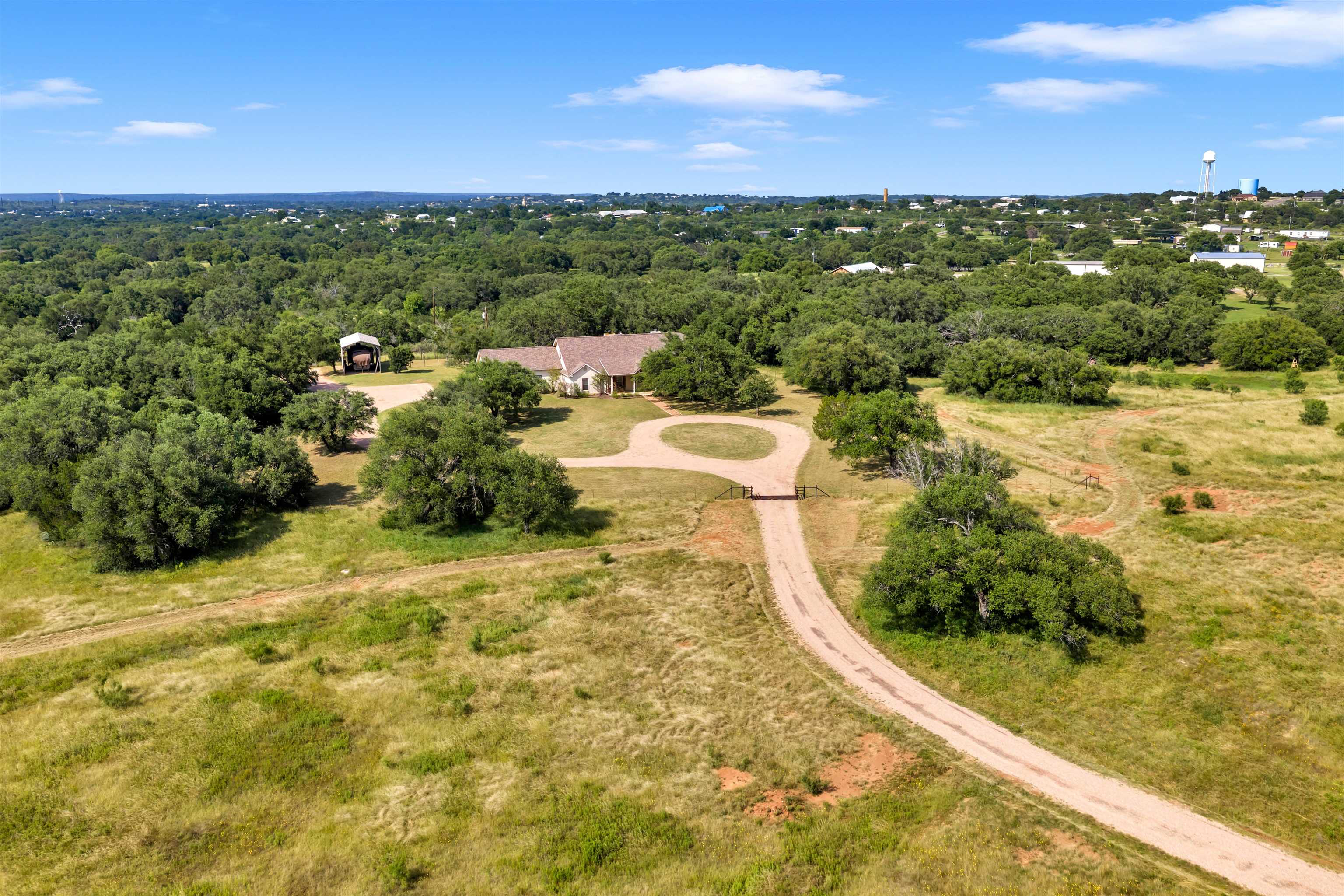 627 Ranch Road 2323