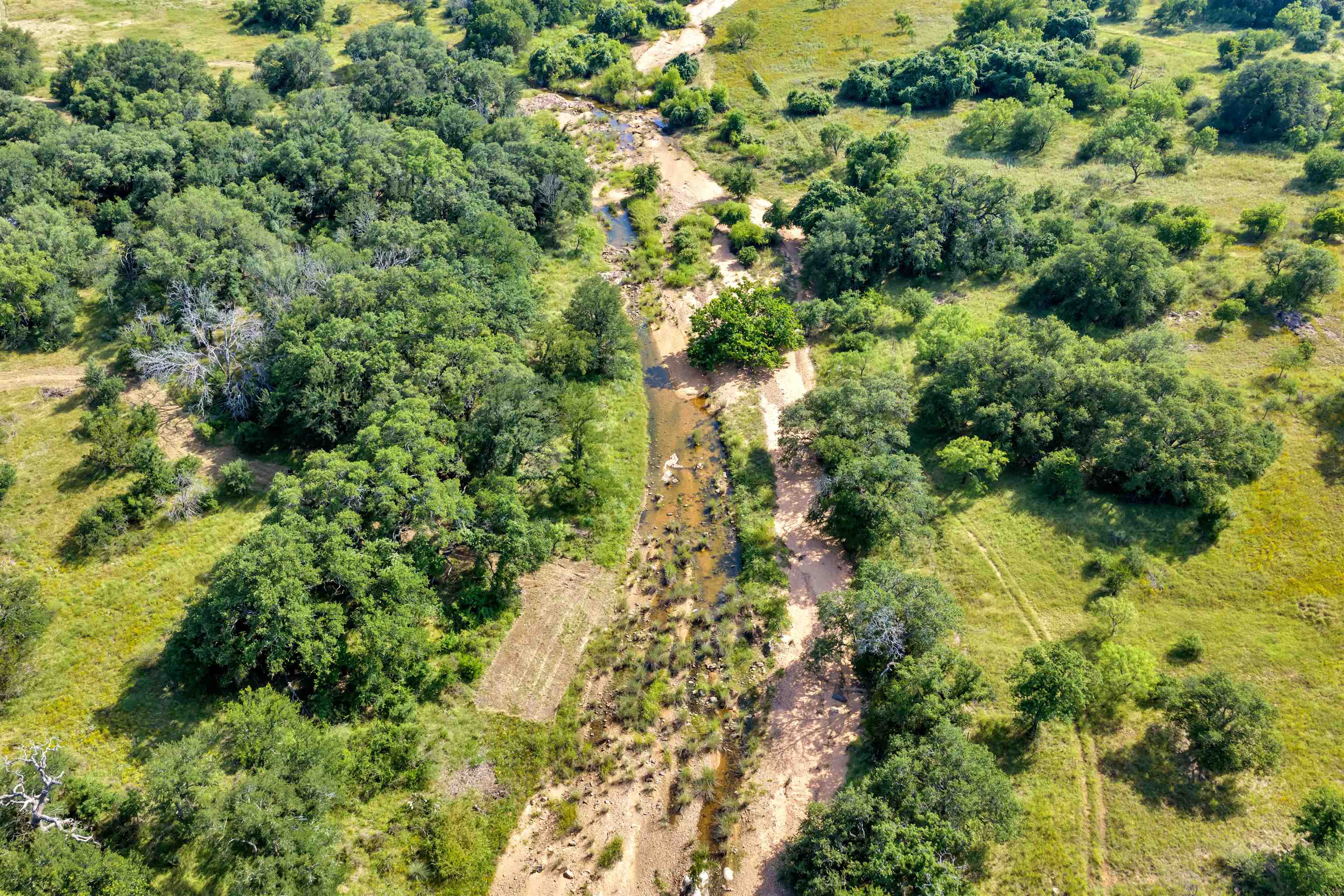 627 Ranch Road 2323